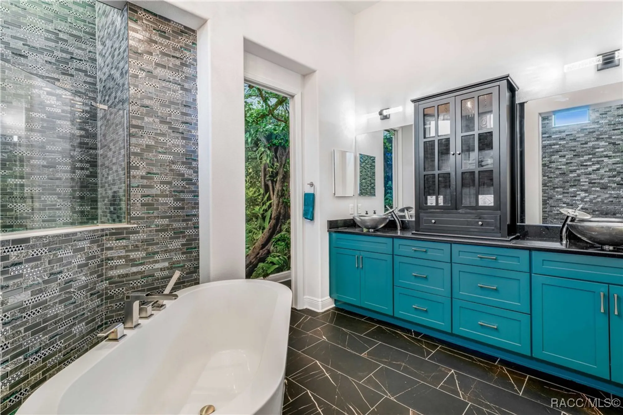 Property Slideshow image 38 of 86 | 1500 w alton bay pl, Hernando, FL, 34442