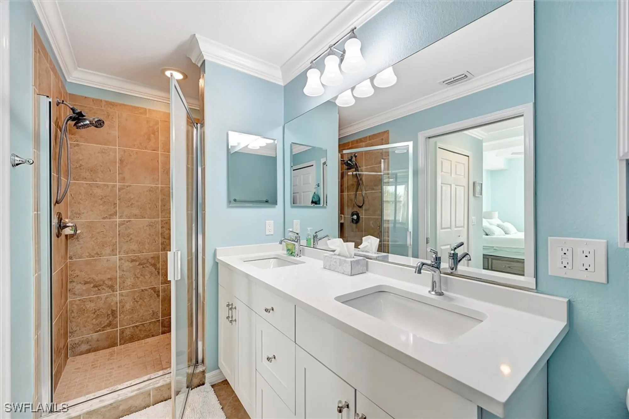 Property Slideshow image 10 of 12 | 9727 acqua ct 434, Naples, FL, 34113