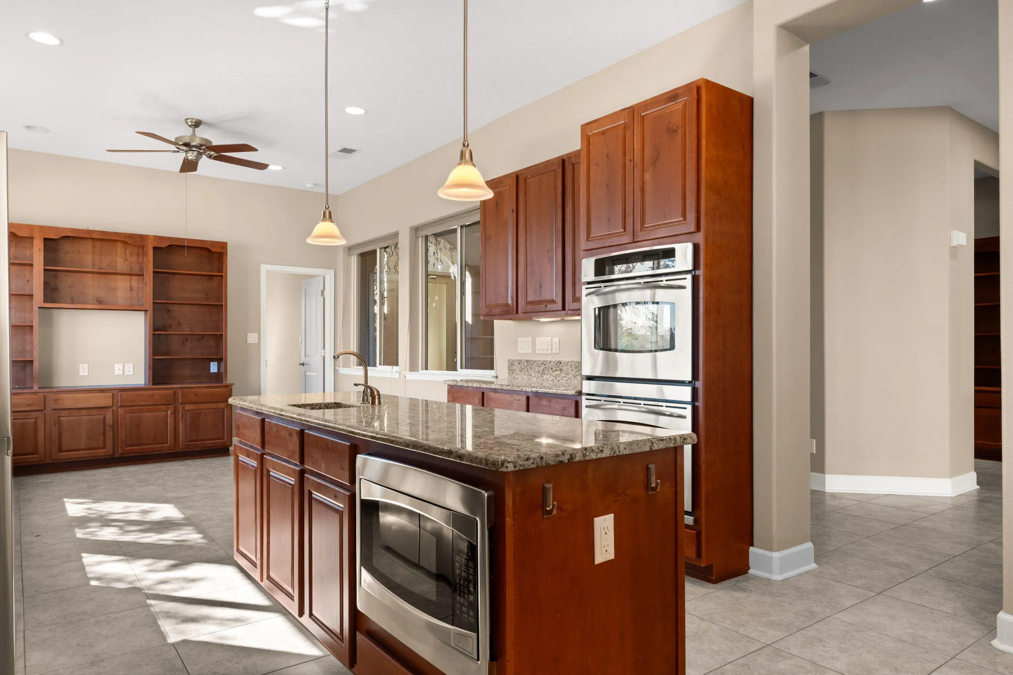 Property Slideshow image 16 of 42 | 370 zuni river cir, Los Lunas, NM, 87031