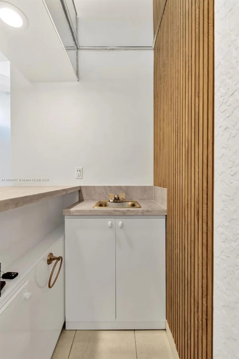 Property Slideshow image 15 of 49 | 21686 arriba real # 40-a, Boca Raton, FL, 33433