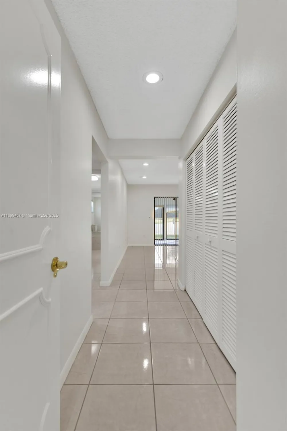 Property Slideshow image 25 of 49 | 21686 arriba real # 40-a, Boca Raton, FL, 33433