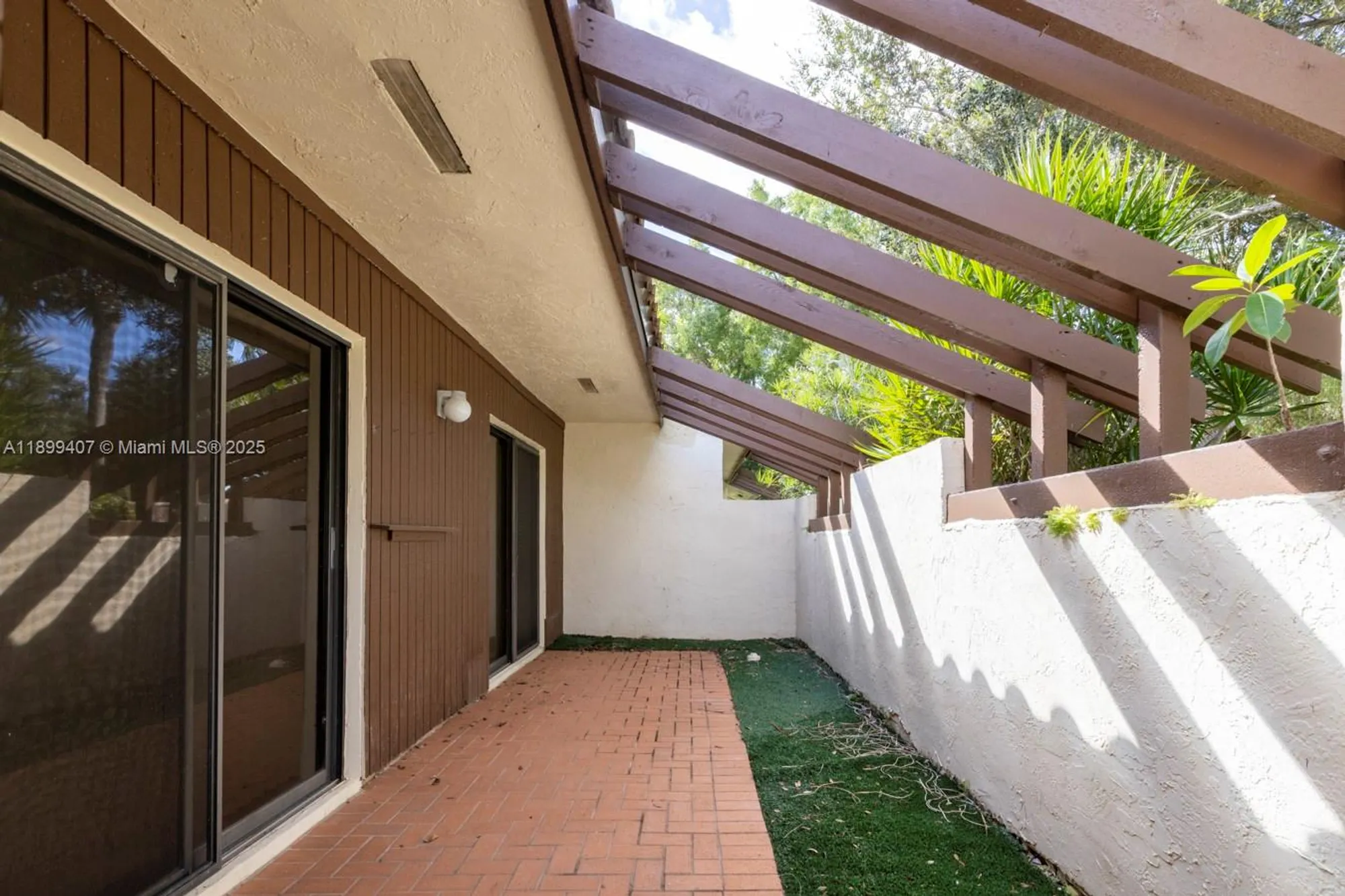 Property Slideshow image 37 of 49 | 21686 arriba real # 40-a, Boca Raton, FL, 33433