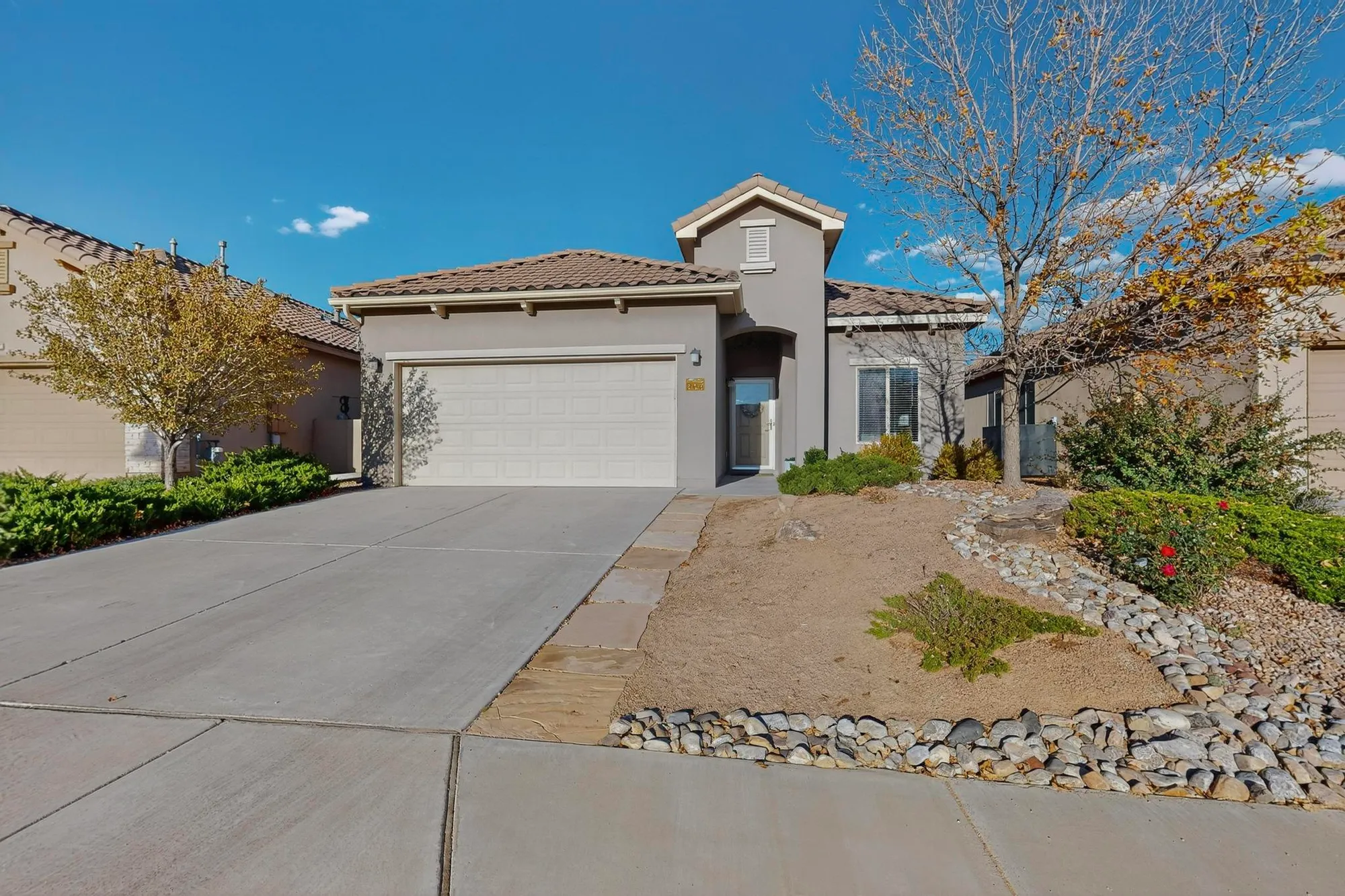Property Slideshow image 2 of 46 | 806 purple aster, Bernalillo, NM, 87004