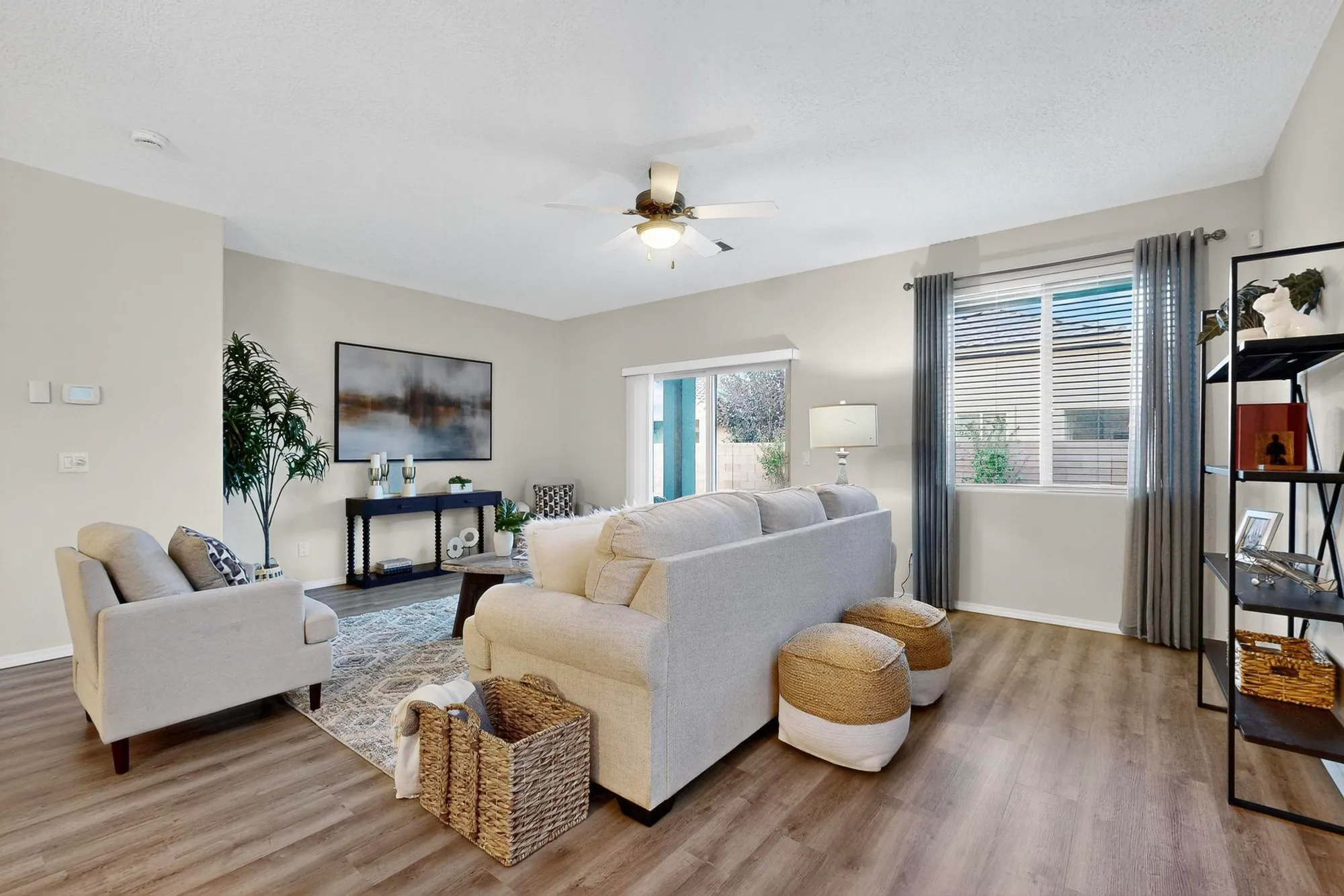 Property Slideshow image 5 of 46 | 806 purple aster, Bernalillo, NM, 87004