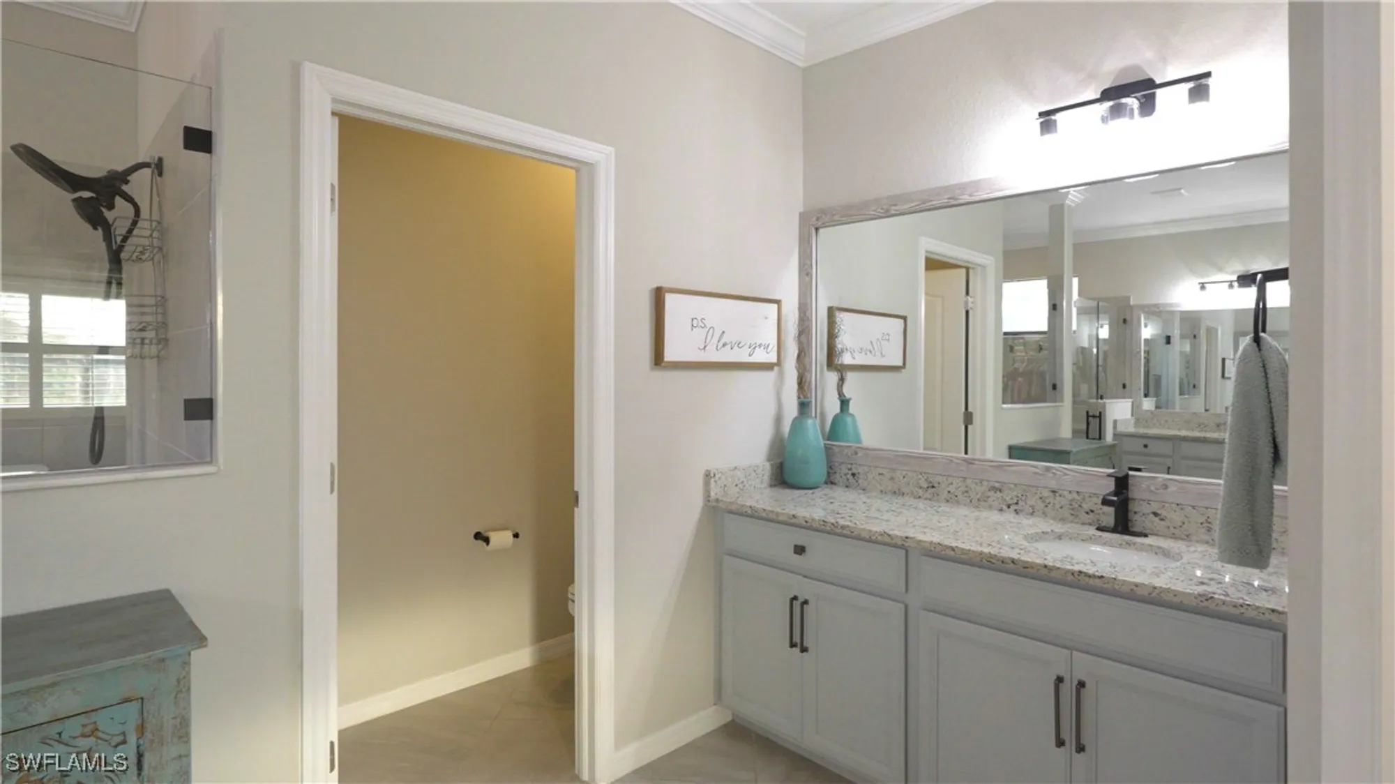 Property Slideshow image 20 of 43 | 19816 beechcrest pl, Estero, FL, 33928