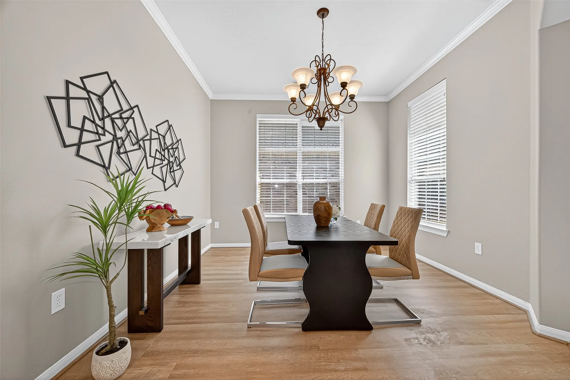 Property Slideshow image 12 of 34 | 25110 cinco manor ln, Katy, TX, 77494