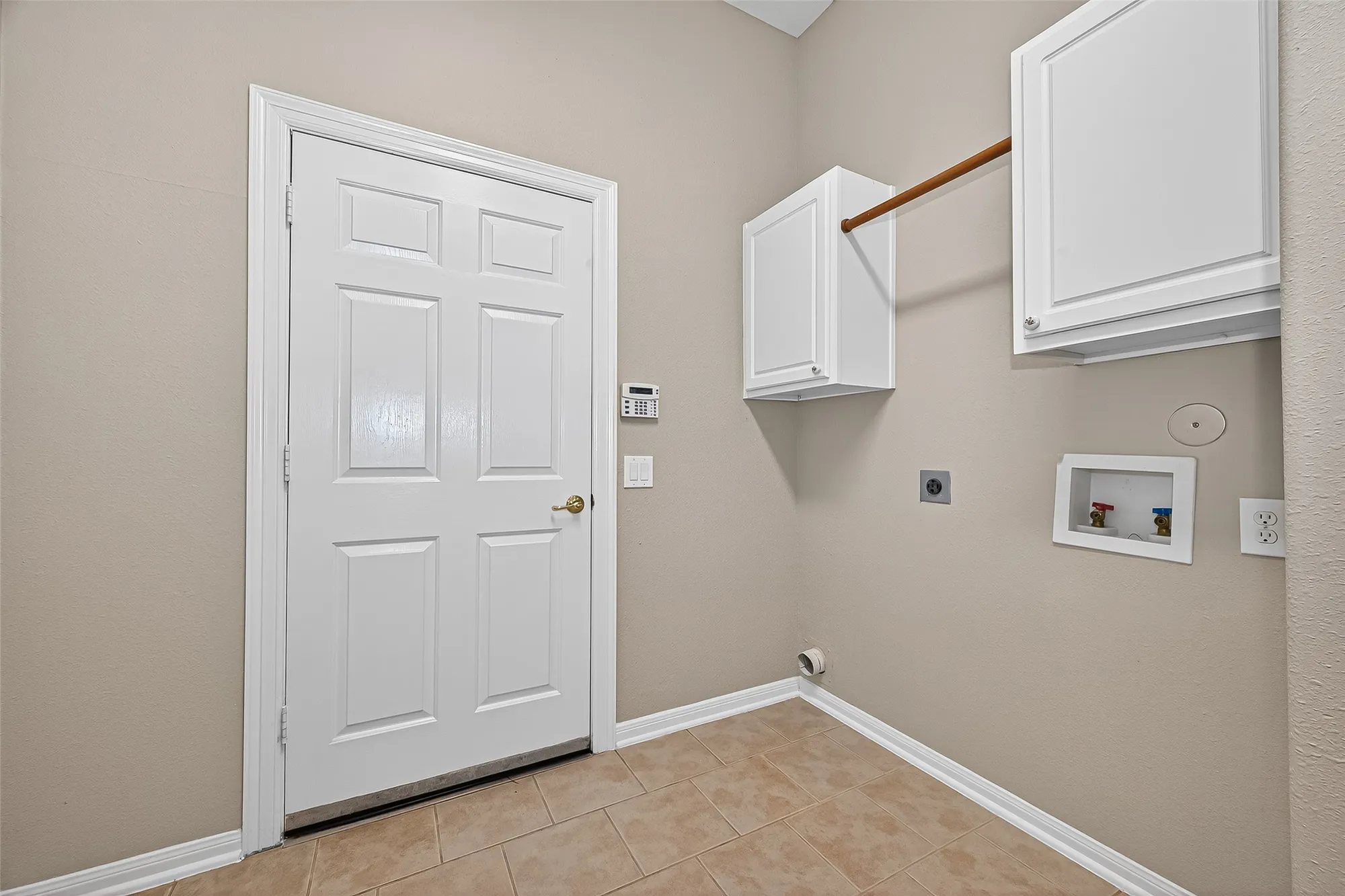 Property Slideshow image 20 of 34 | 25110 cinco manor ln, Katy, TX, 77494