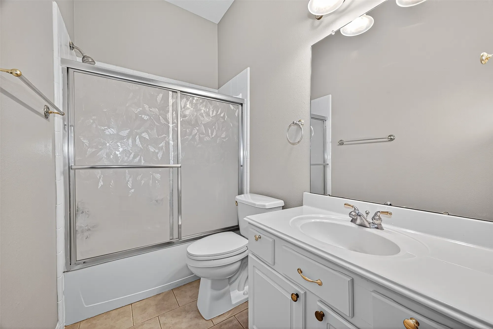 Property Slideshow image 21 of 34 | 25110 cinco manor ln, Katy, TX, 77494