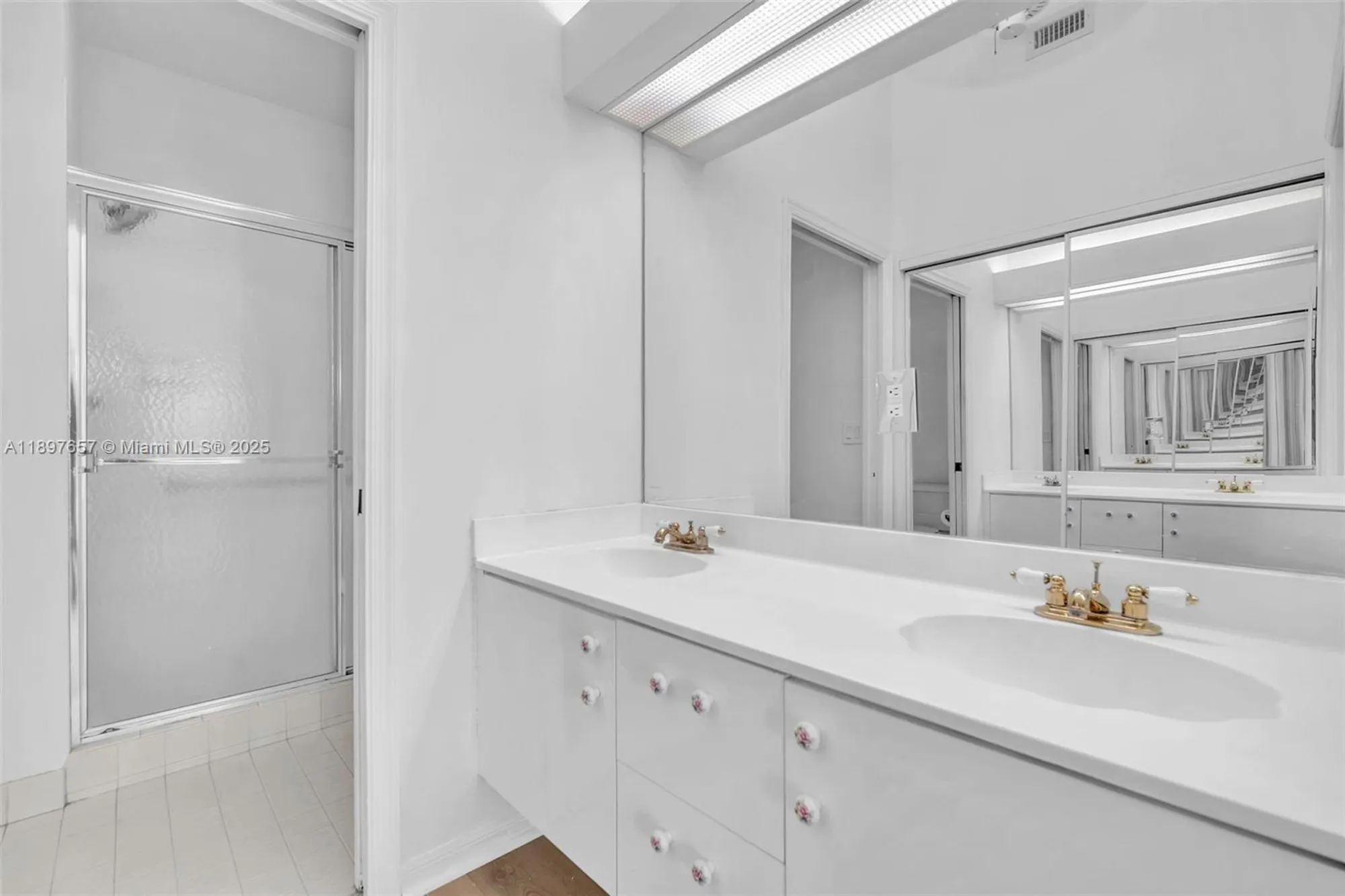 Property Slideshow image 16 of 38 | 7486 granville dr 410, Tamarac, FL, 33321