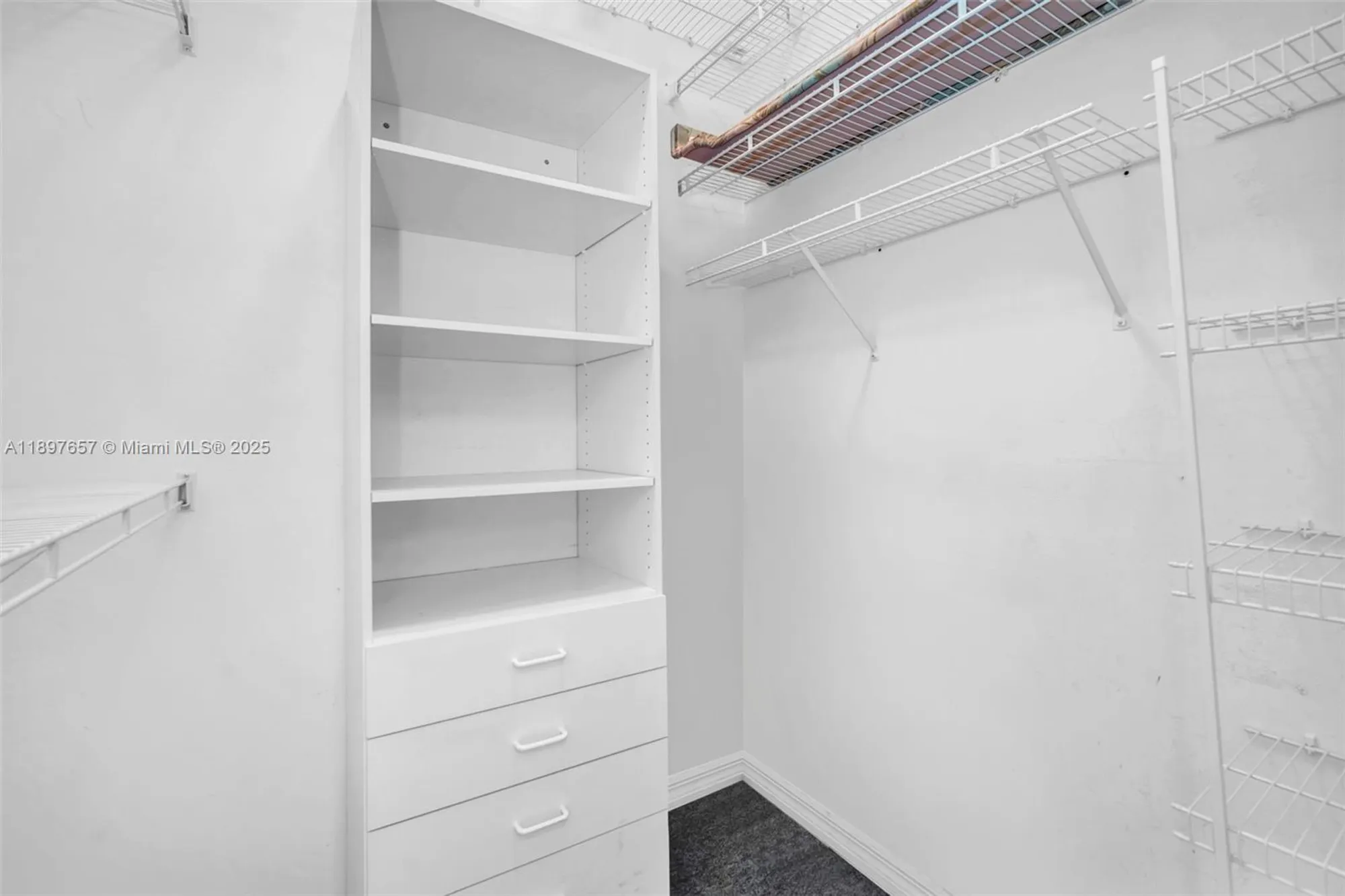 Property Slideshow image 18 of 38 | 7486 granville dr 410, Tamarac, FL, 33321