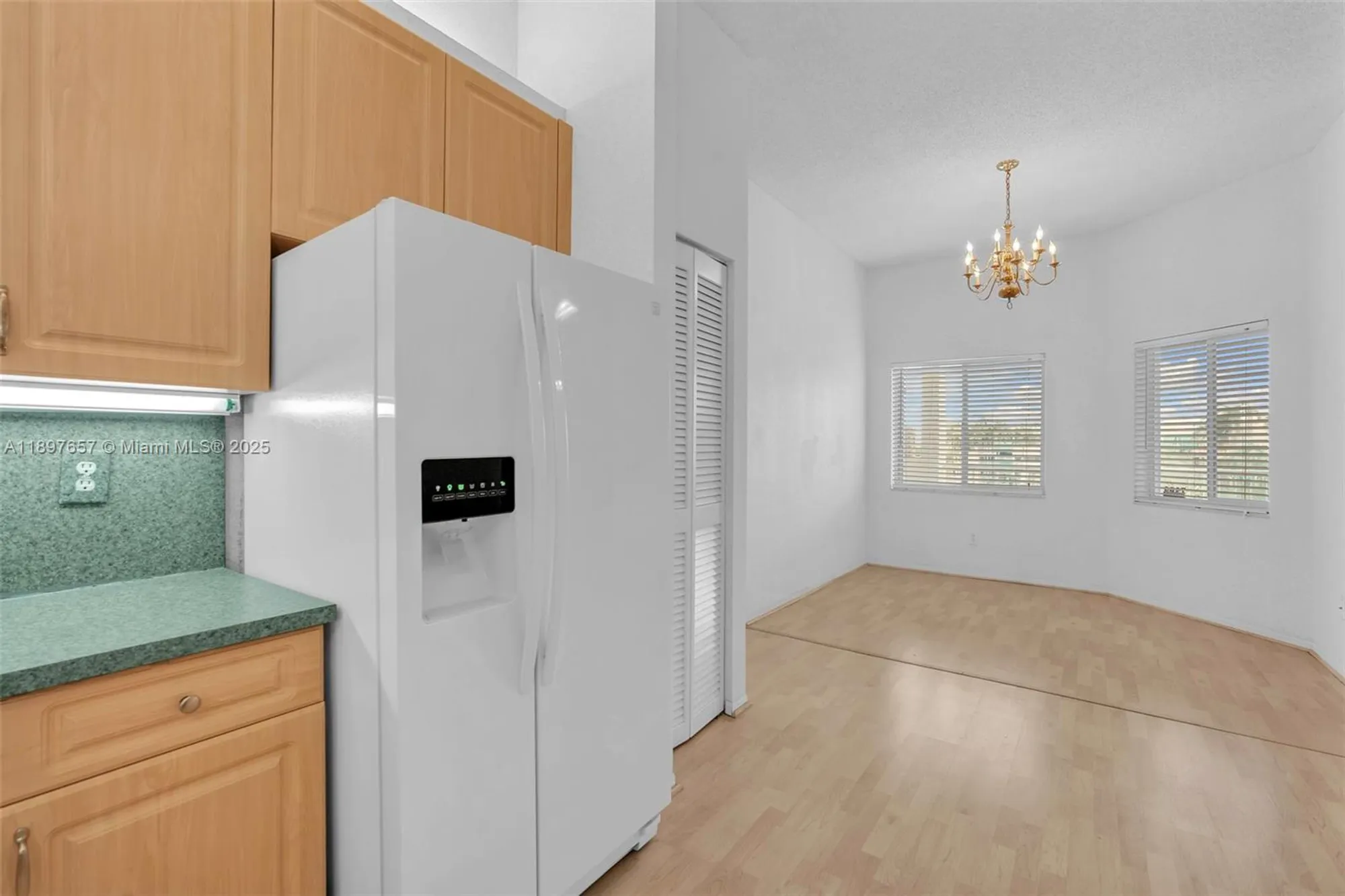 Property Slideshow image 10 of 38 | 7486 granville dr 410, Tamarac, FL, 33321