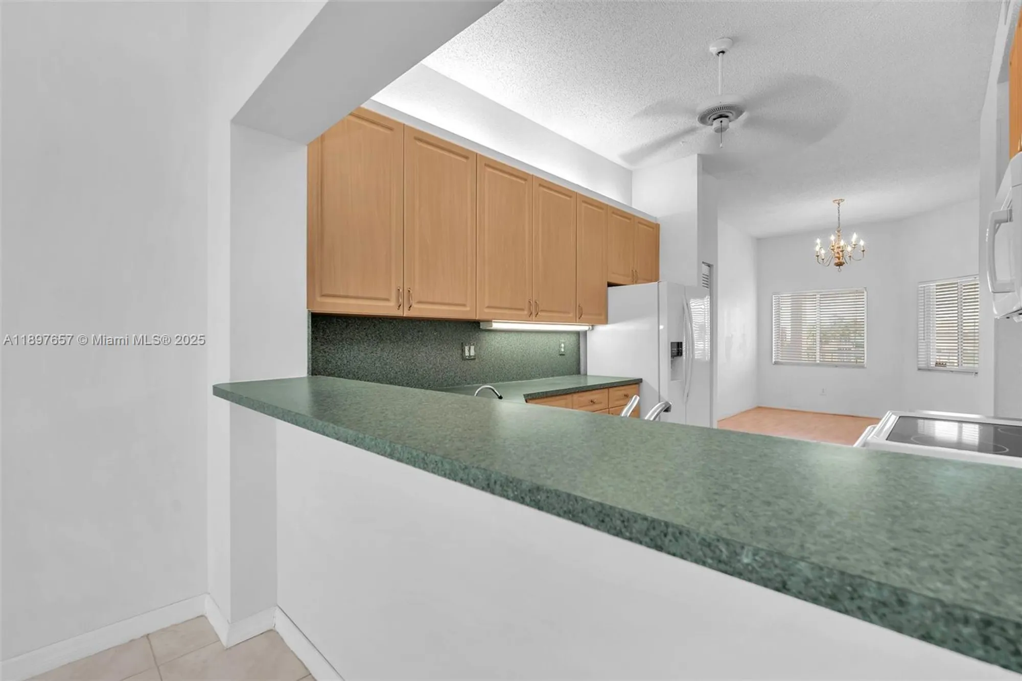 Property Slideshow image 12 of 38 | 7486 granville dr 410, Tamarac, FL, 33321