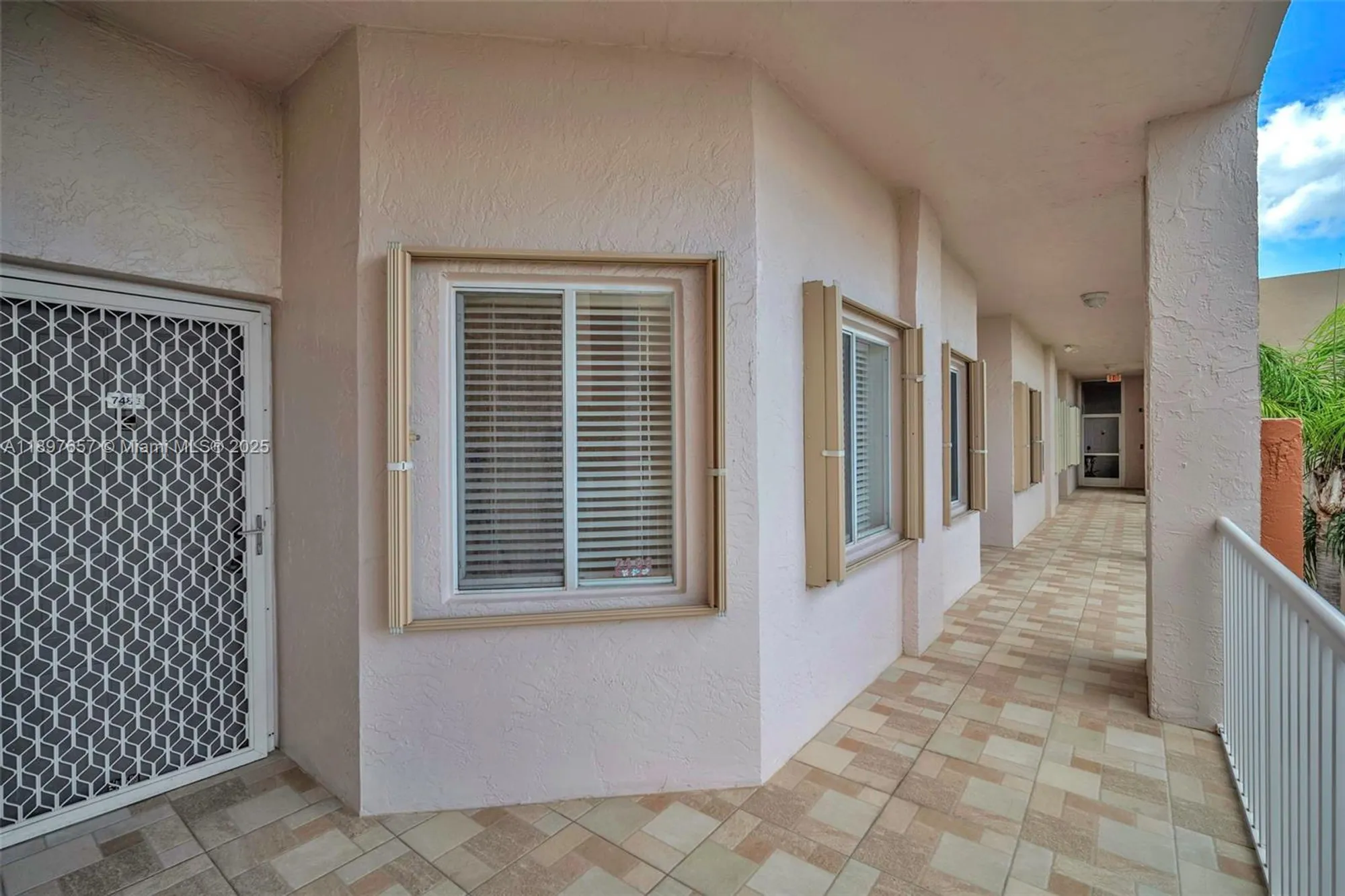 Property Slideshow image 24 of 38 | 7486 granville dr 410, Tamarac, FL, 33321