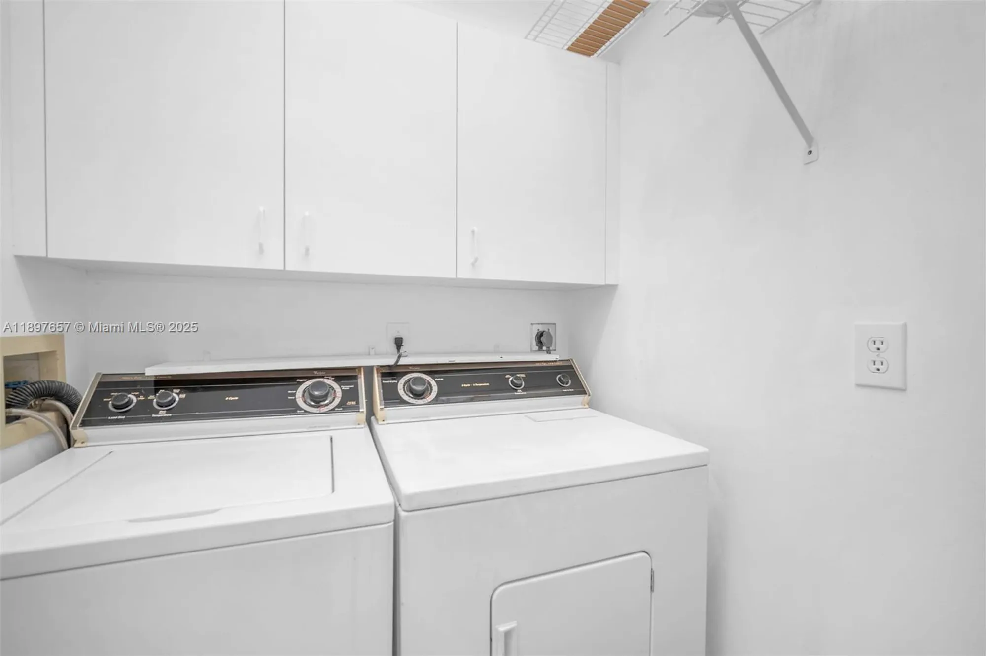 Property Slideshow image 21 of 38 | 7486 granville dr 410, Tamarac, FL, 33321