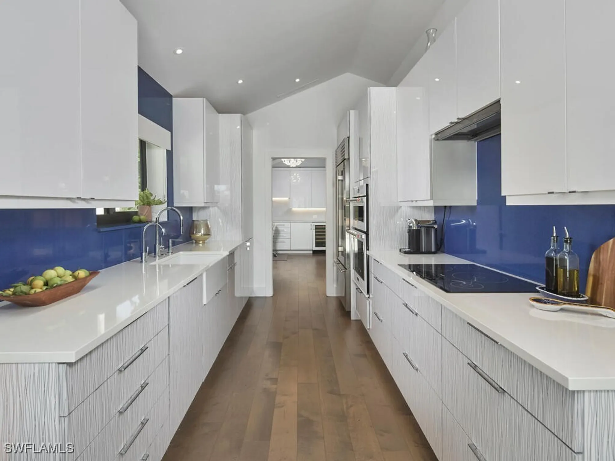 Property Slideshow image 13 of 41 | 6817 sand pointe cir # 4, Naples, FL, 34108