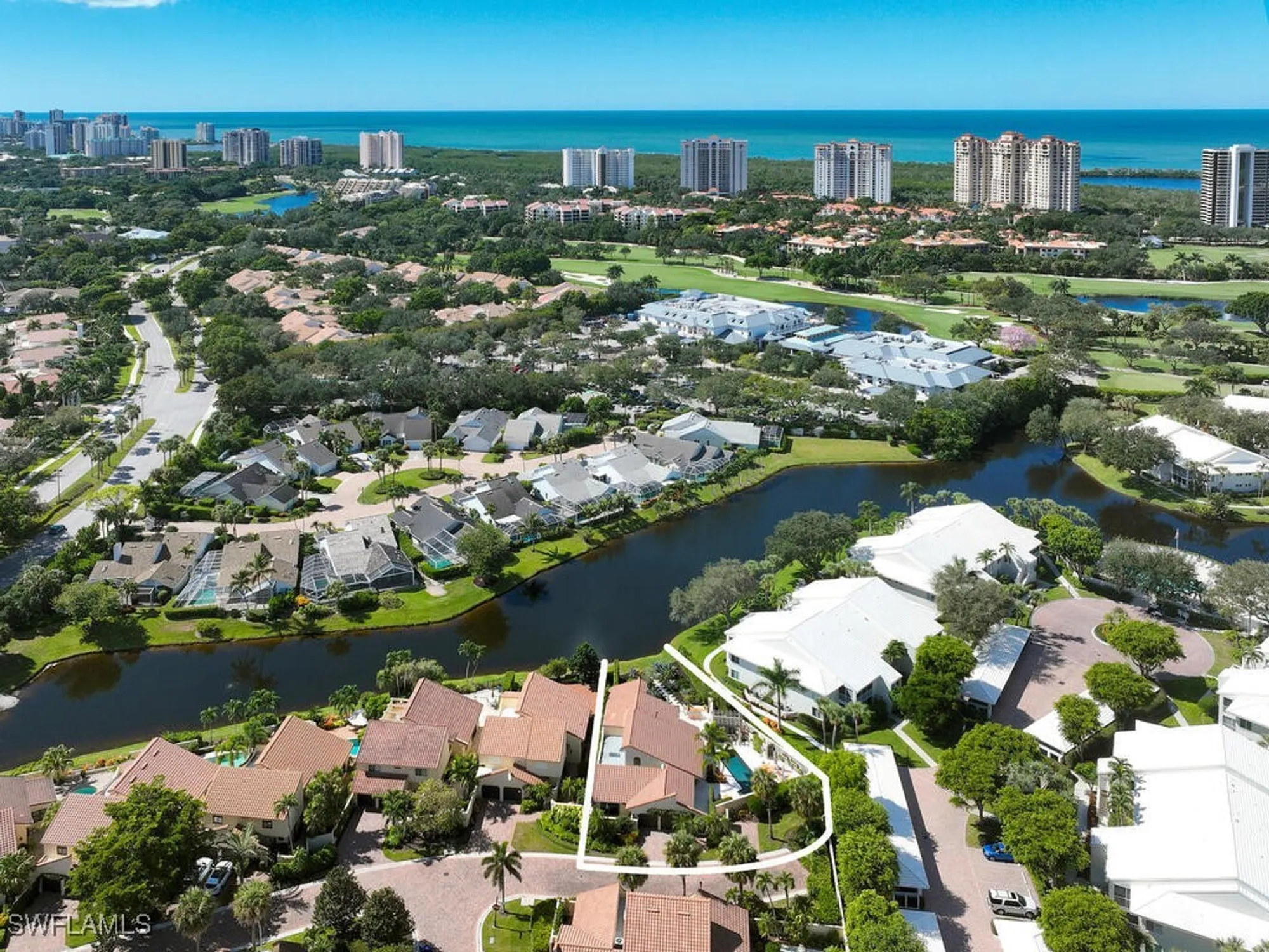 Property Slideshow image 30 of 41 | 6817 sand pointe cir # 4, Naples, FL, 34108