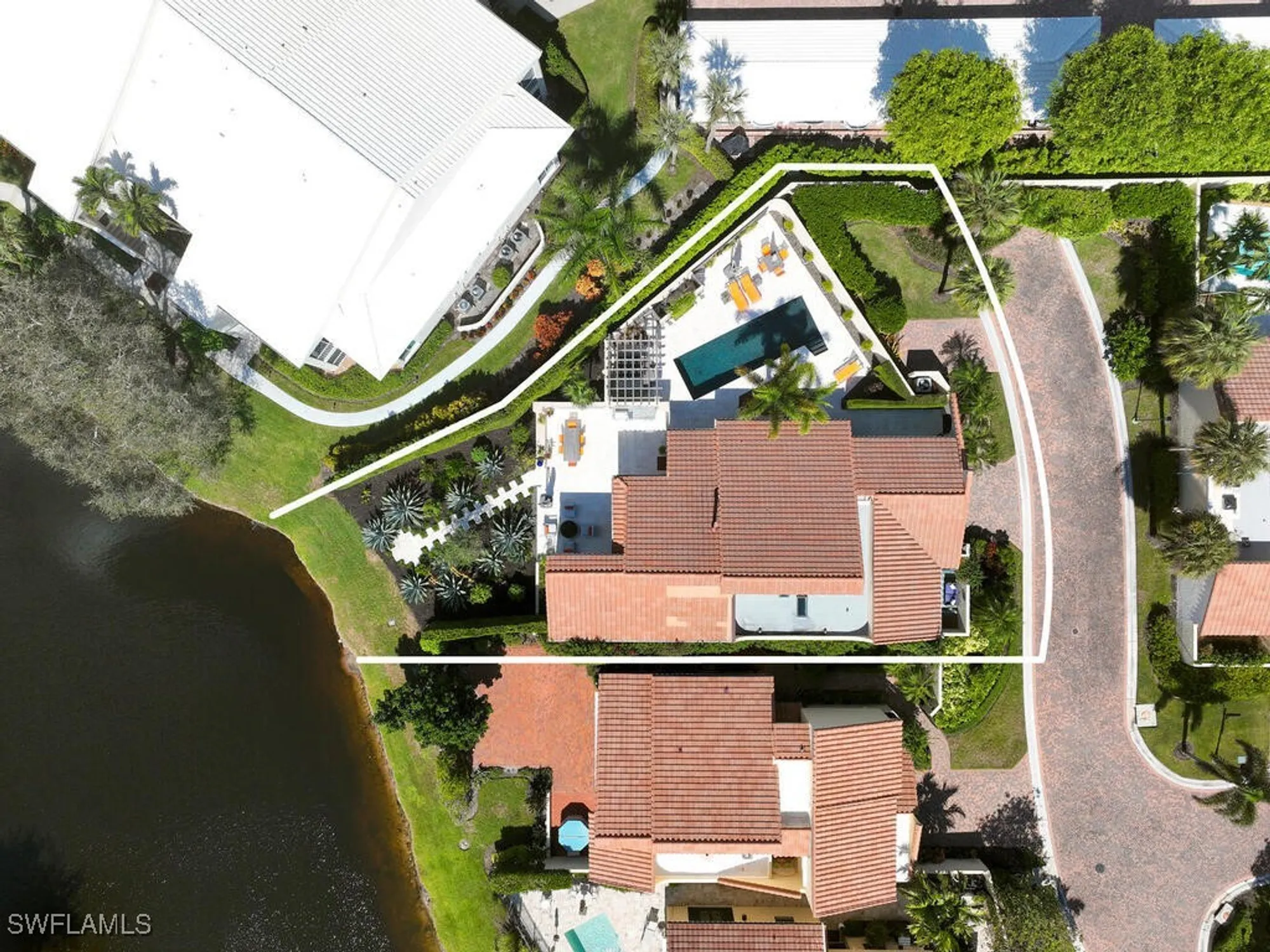 Property Slideshow image 31 of 41 | 6817 sand pointe cir # 4, Naples, FL, 34108