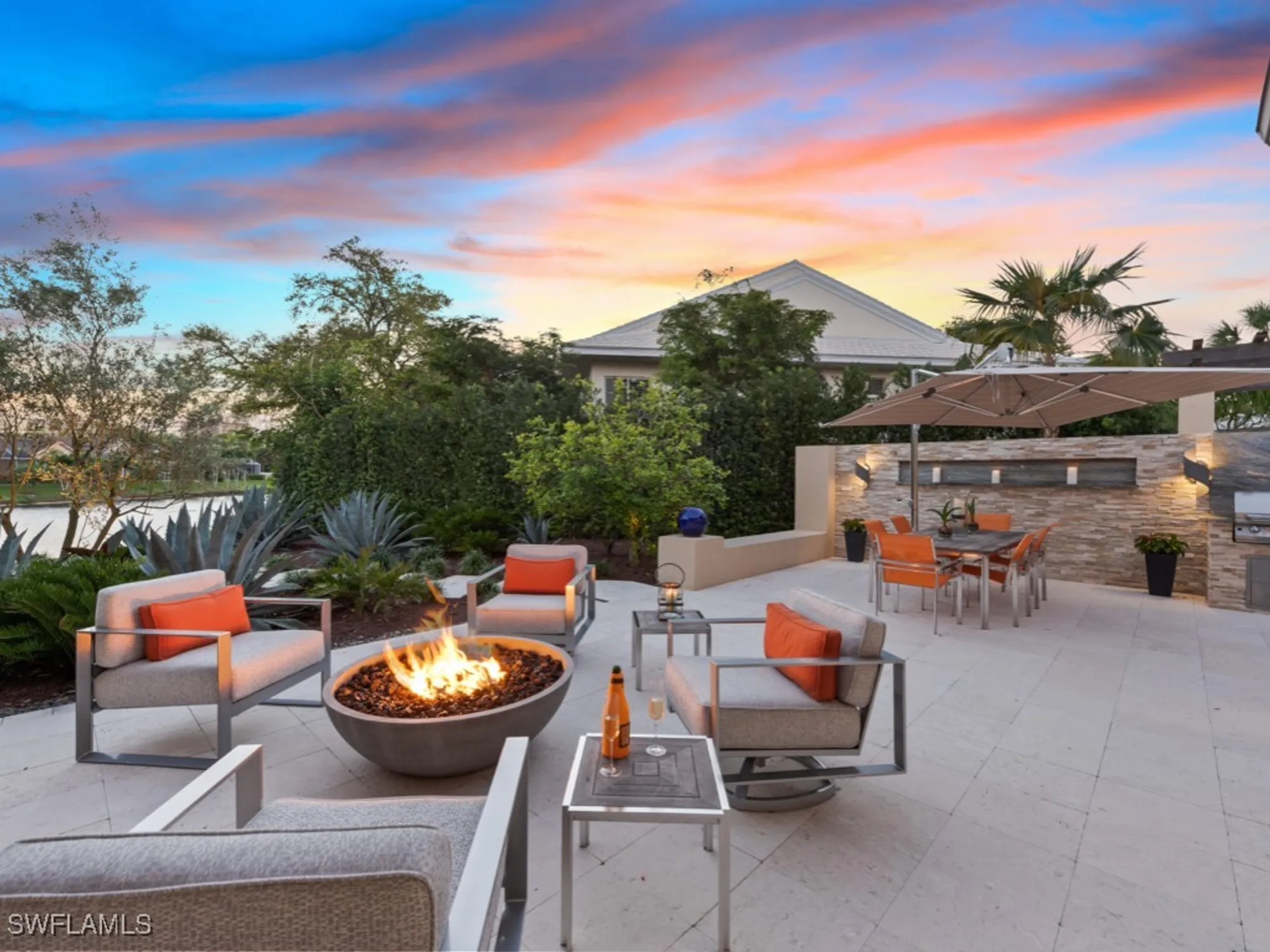 Property Slideshow image 32 of 41 | 6817 sand pointe cir # 4, Naples, FL, 34108