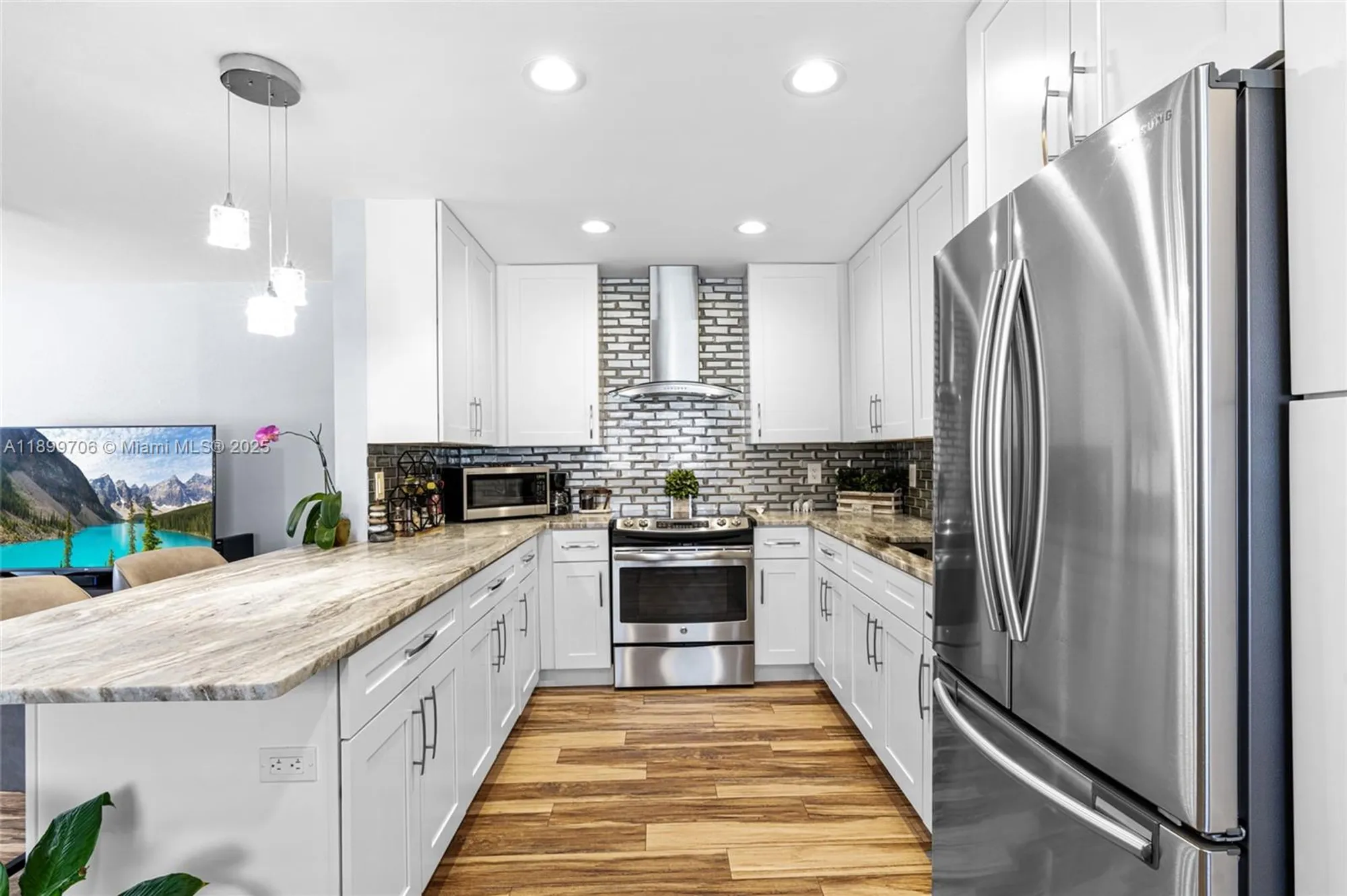 Property Slideshow image 10 of 28 | 39 saxony a # 39, Delray Beach, FL, 33446