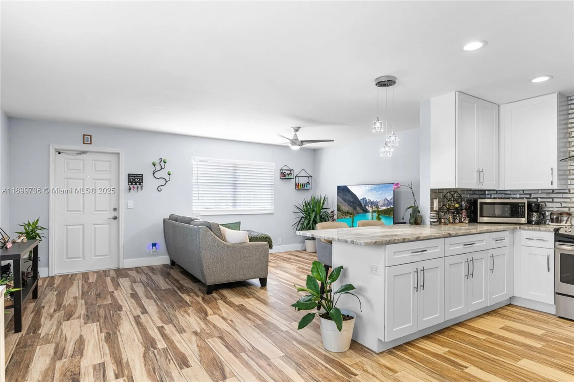 Property Slideshow image 12 of 28 | 39 saxony a # 39, Delray Beach, FL, 33446