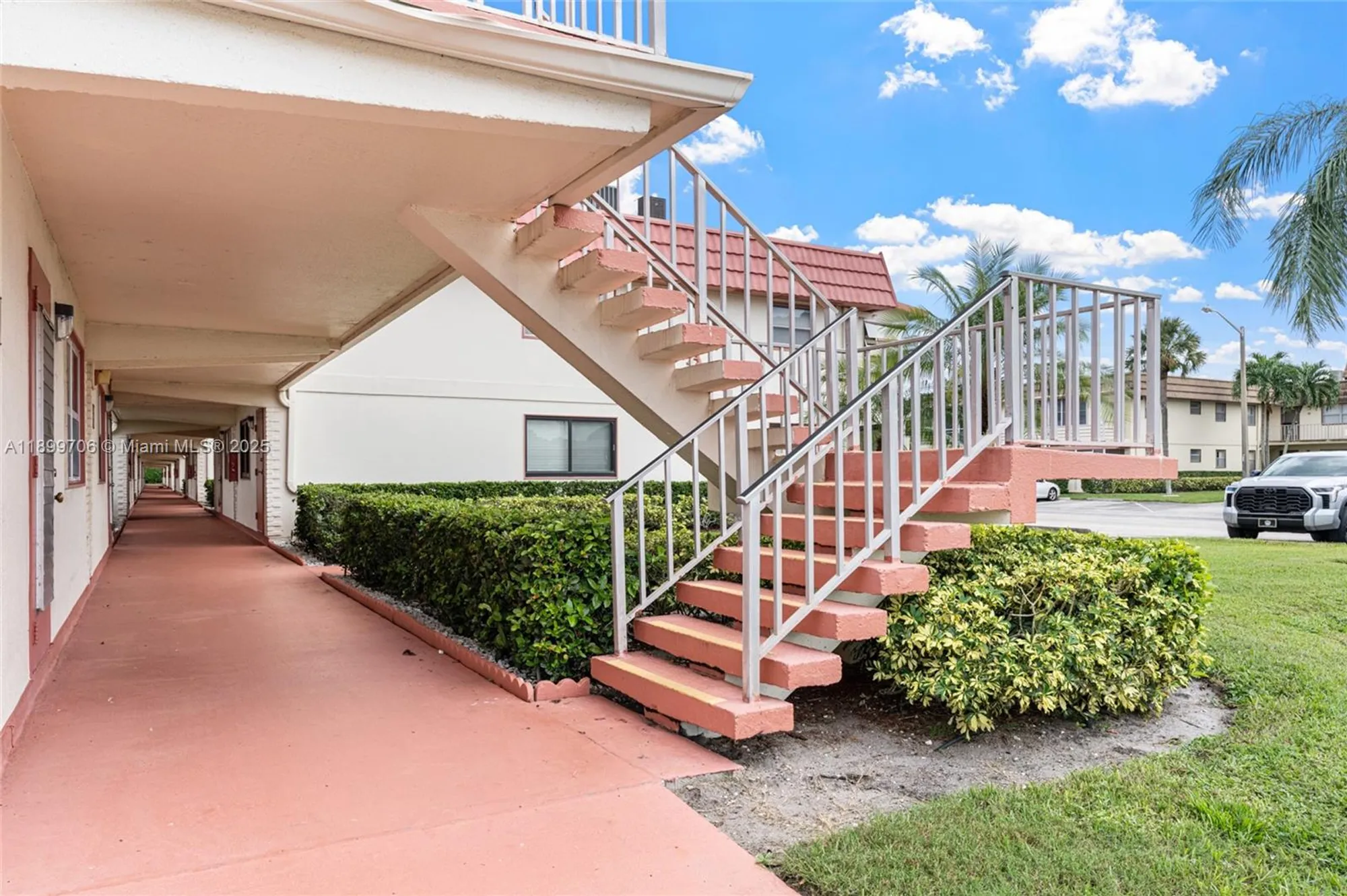 Property Slideshow image 2 of 28 | 39 saxony a # 39, Delray Beach, FL, 33446