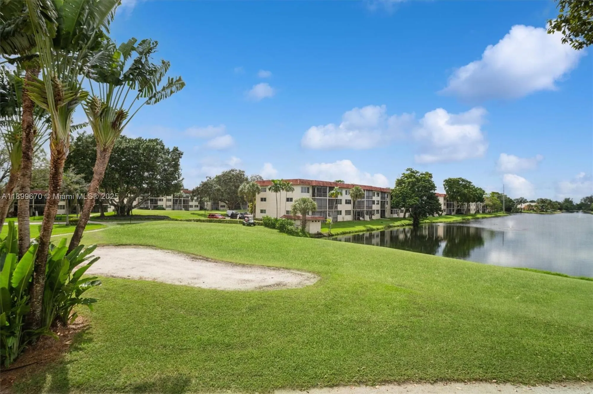 Property Slideshow image 15 of 48 | 411 s hollybrook dr 204, Pembroke Pines, FL, 33025
