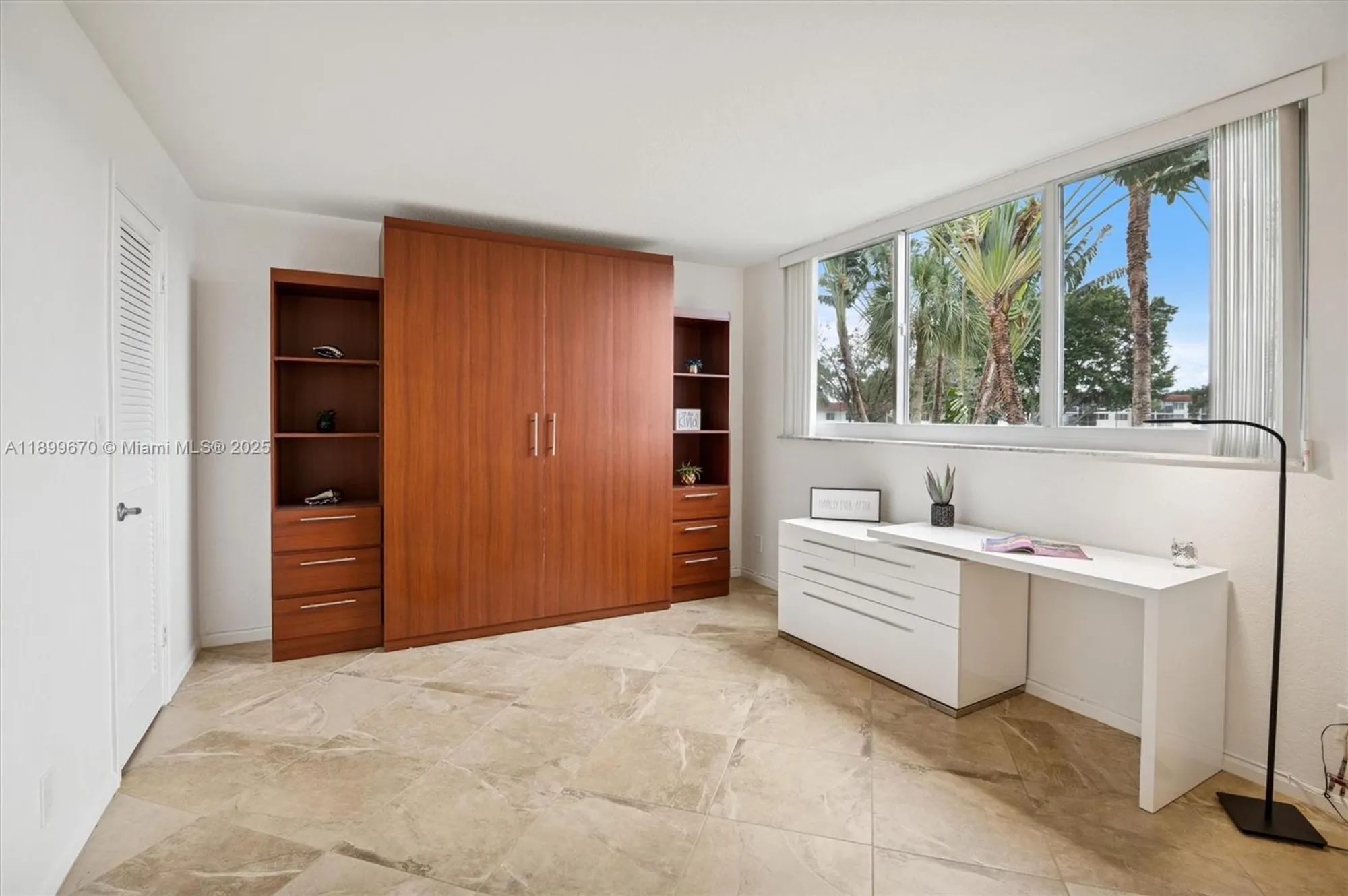 Property Slideshow image 13 of 48 | 411 s hollybrook dr 204, Pembroke Pines, FL, 33025