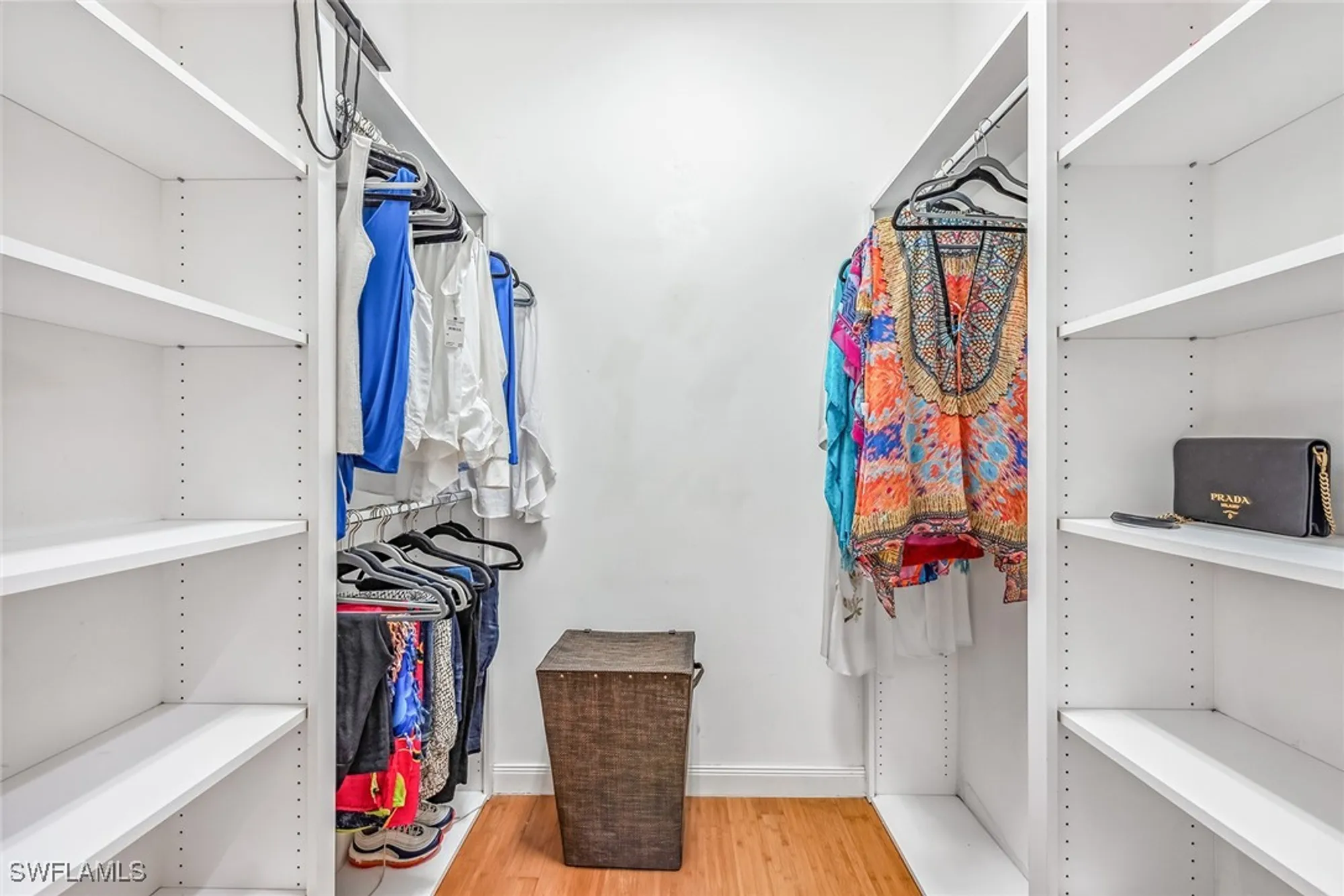 Property Slideshow image 17 of 32 | 2881 hatteras way, Naples, FL, 34119