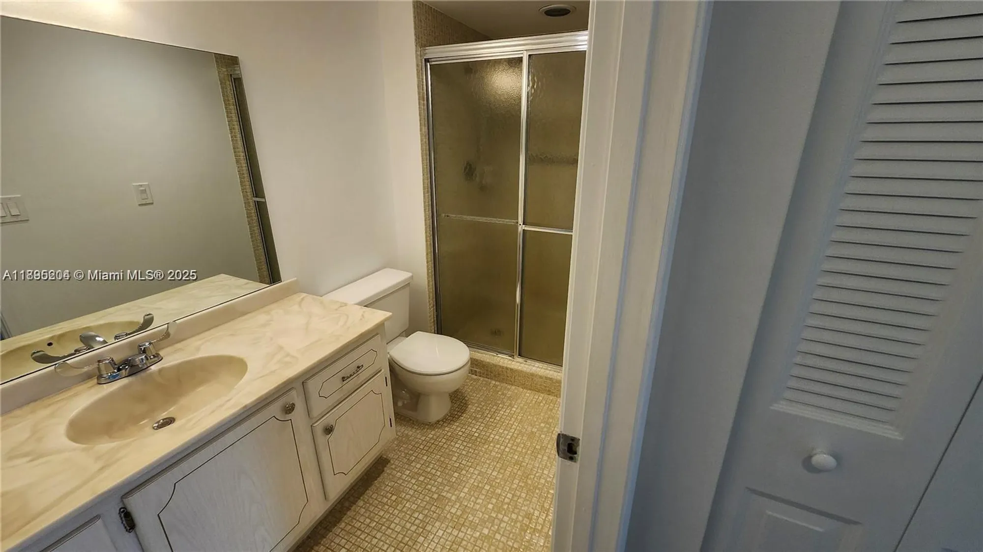 Property Slideshow image 15 of 34 | 4065 lyndhurst n # 4065, Deerfield Beach, FL, 33442
