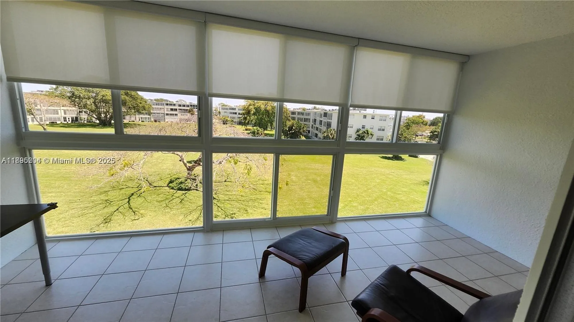 Property Slideshow image 1 of 34 | 4065 lyndhurst n # 4065, Deerfield Beach, FL, 33442