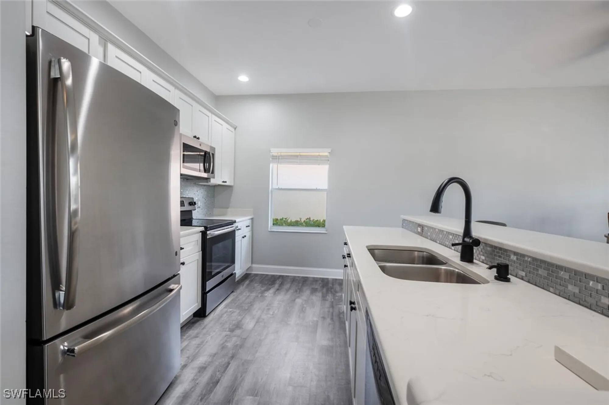 Property Slideshow image 11 of 33 | 7107 falcons glen blvd, Naples, FL, 34113