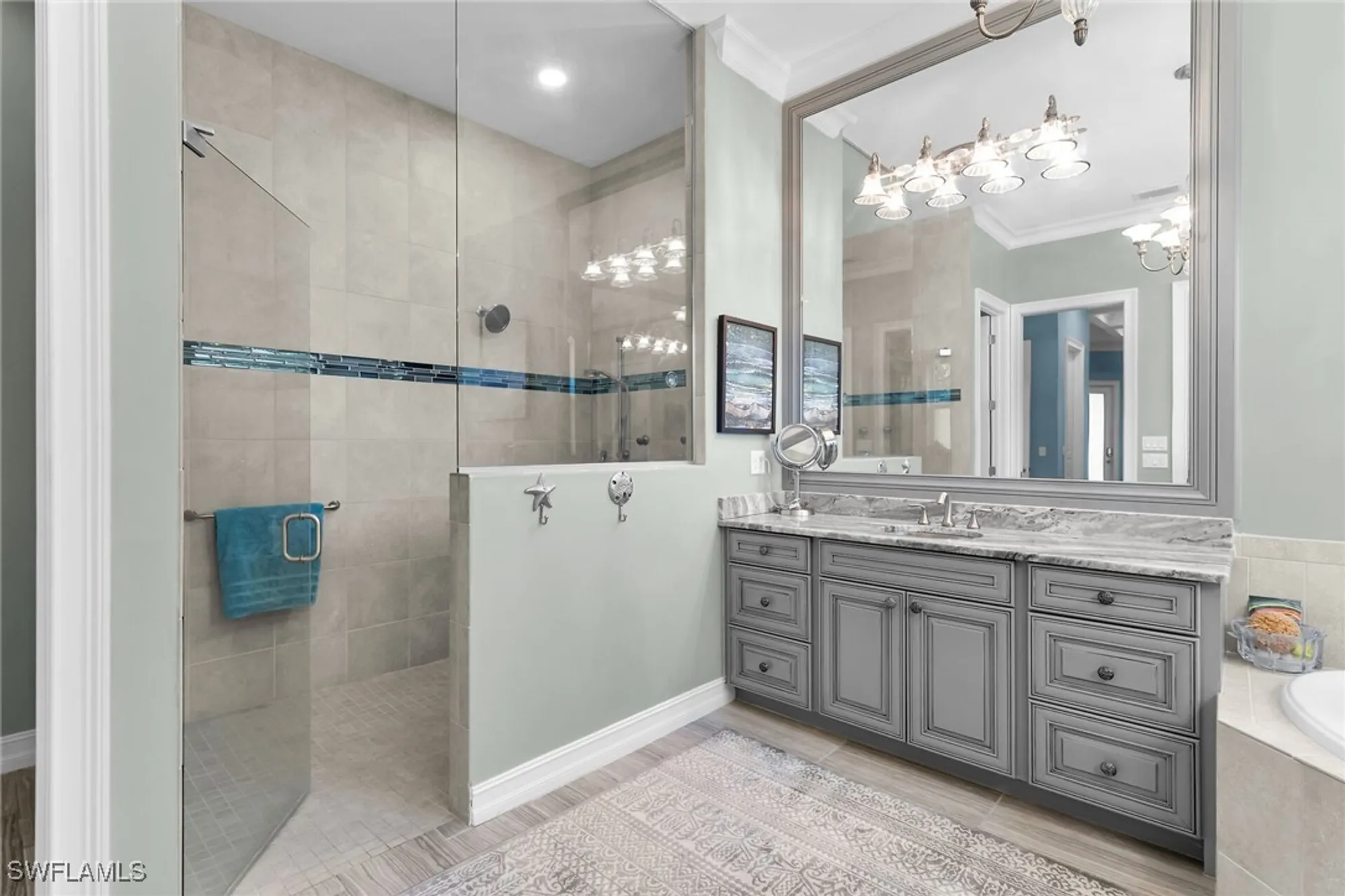 Property Slideshow image 17 of 50 | 9369 campanile cir, Naples, FL, 34114