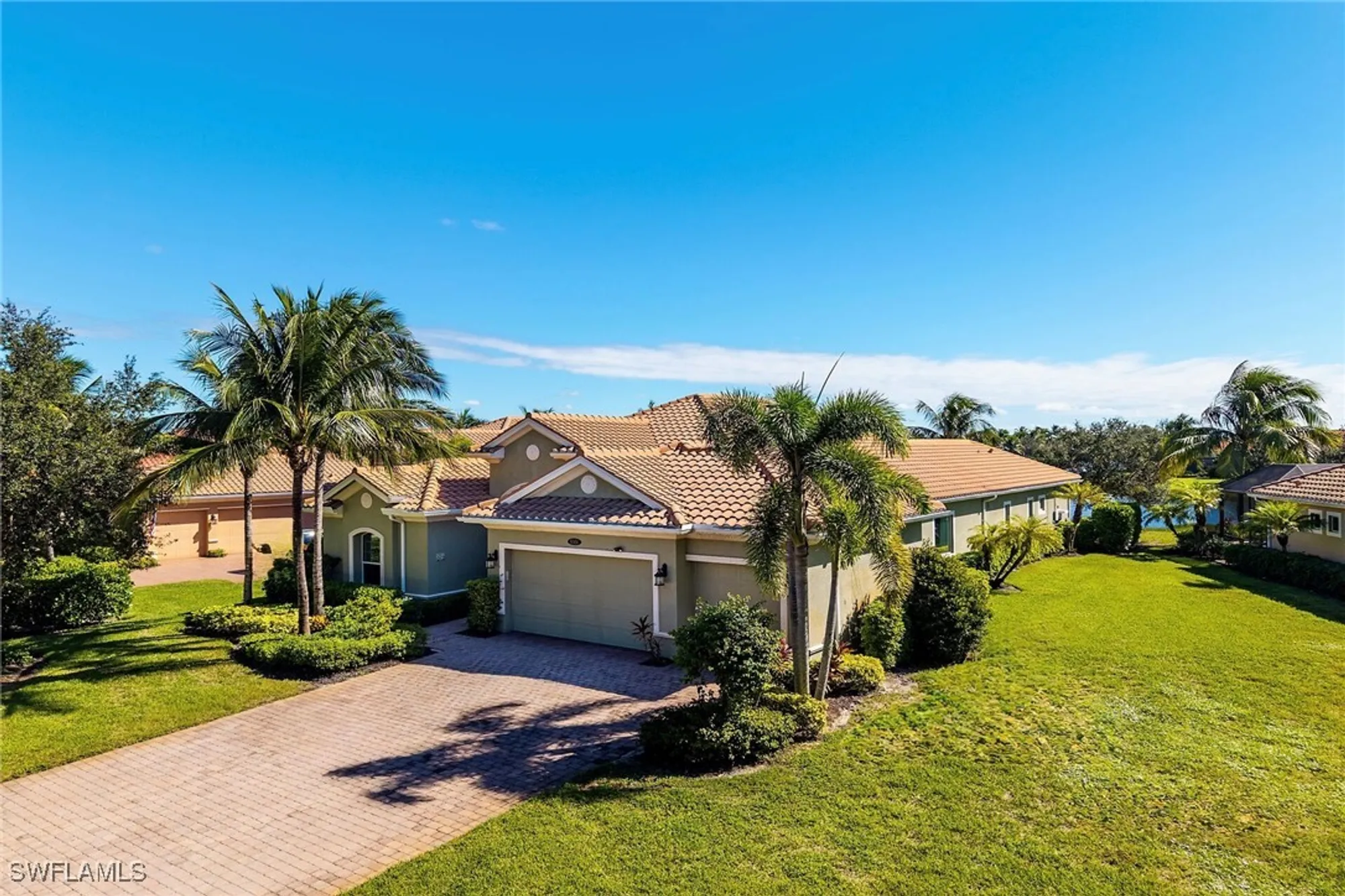 Property Slideshow image 39 of 50 | 9369 campanile cir, Naples, FL, 34114