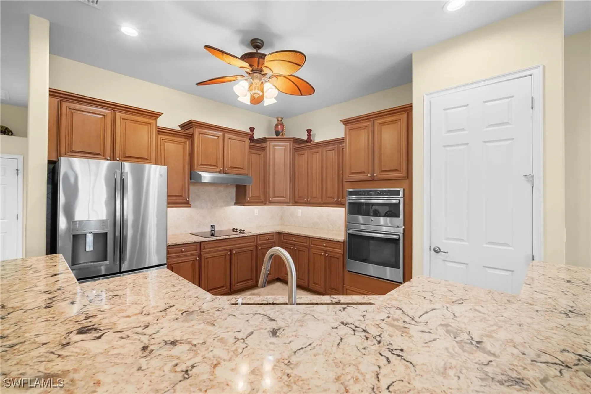 Property Slideshow image 19 of 50 | 10373 heritage bay blvd, Naples, FL, 34120