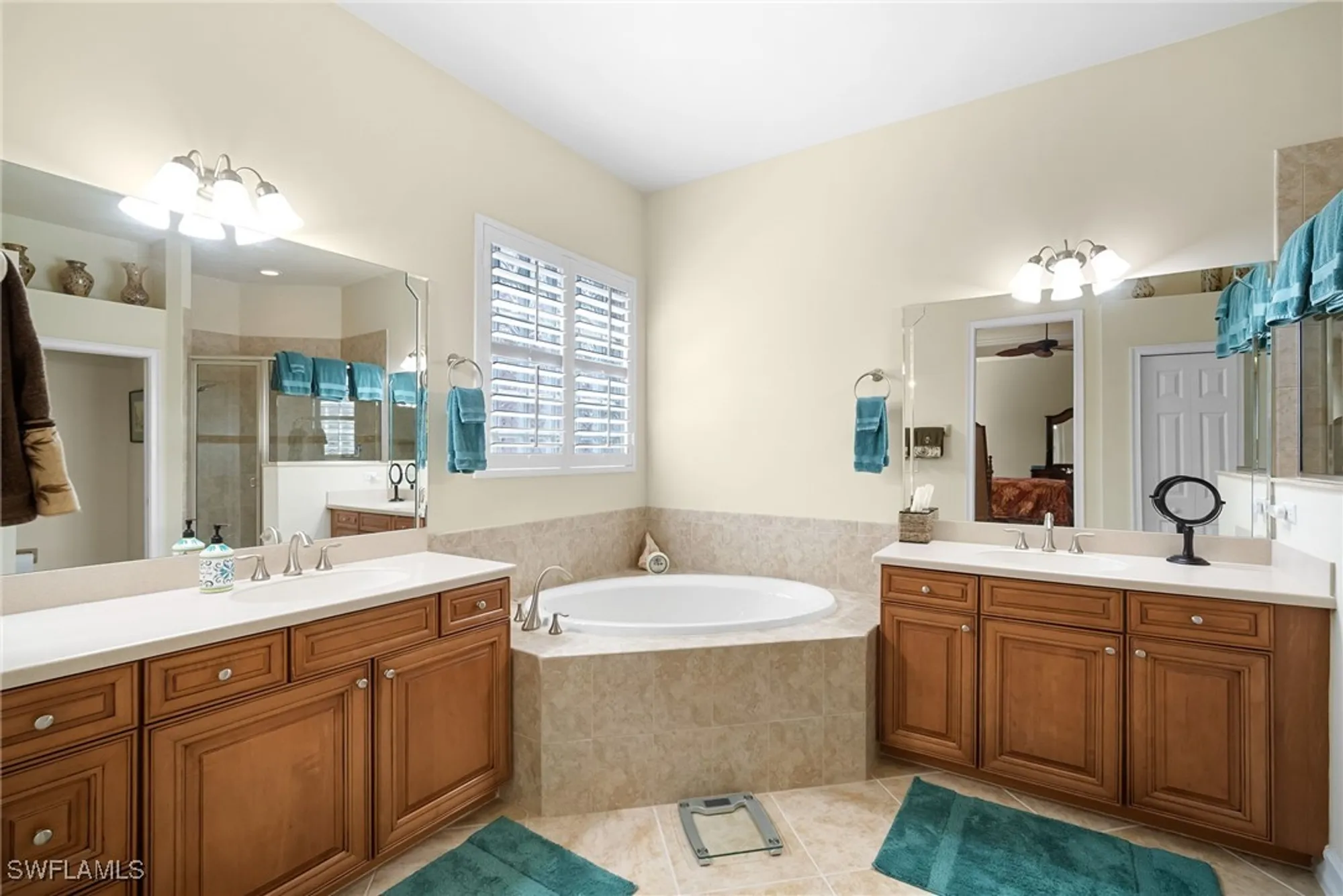 Property Slideshow image 24 of 50 | 10373 heritage bay blvd, Naples, FL, 34120