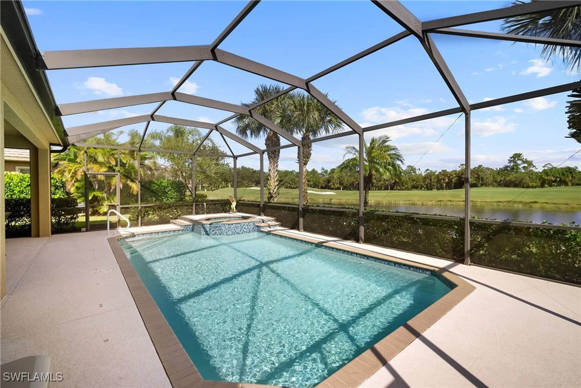 Property Slideshow image 8 of 50 | 10373 heritage bay blvd, Naples, FL, 34120