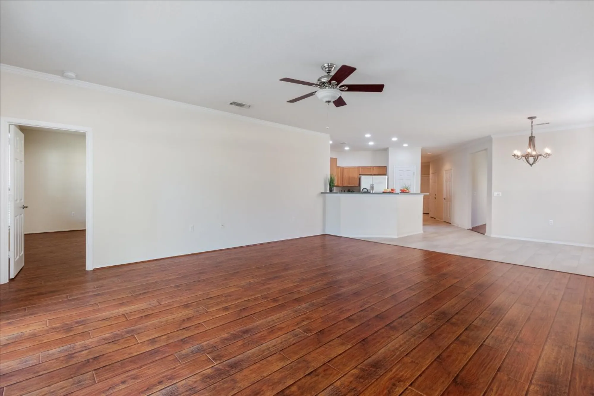 Property Slideshow image 12 of 39 | 112 winter dr, Georgetown, TX, 78633