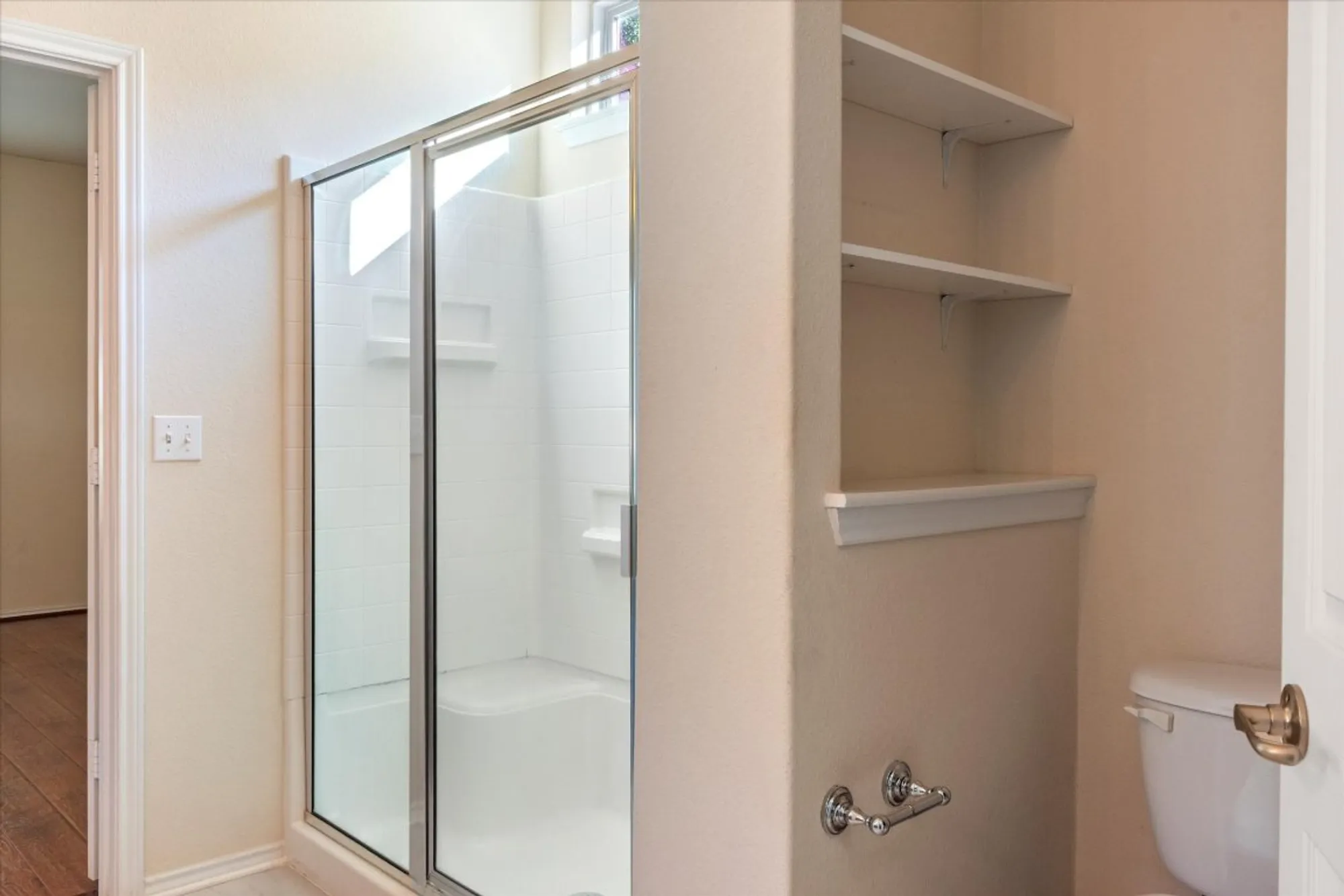 Property Slideshow image 21 of 39 | 112 winter dr, Georgetown, TX, 78633