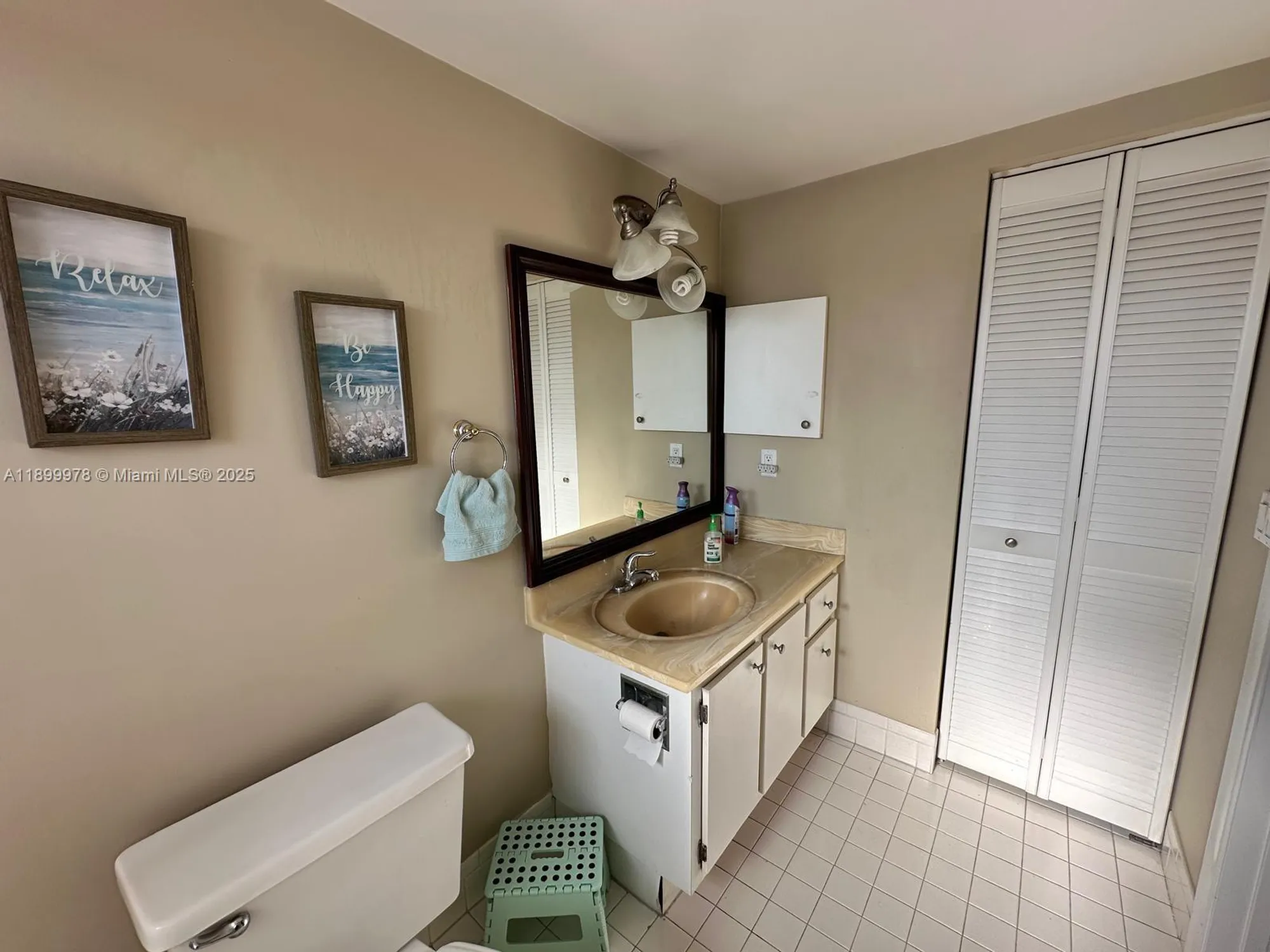 Property Slideshow image 16 of 32 | 251 sw 134th way m314, Pembroke Pines, FL, 33027