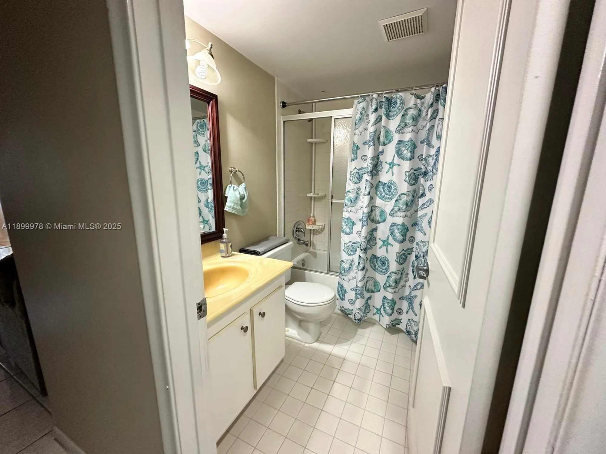 Property Slideshow image 21 of 32 | 251 sw 134th way m314, Pembroke Pines, FL, 33027