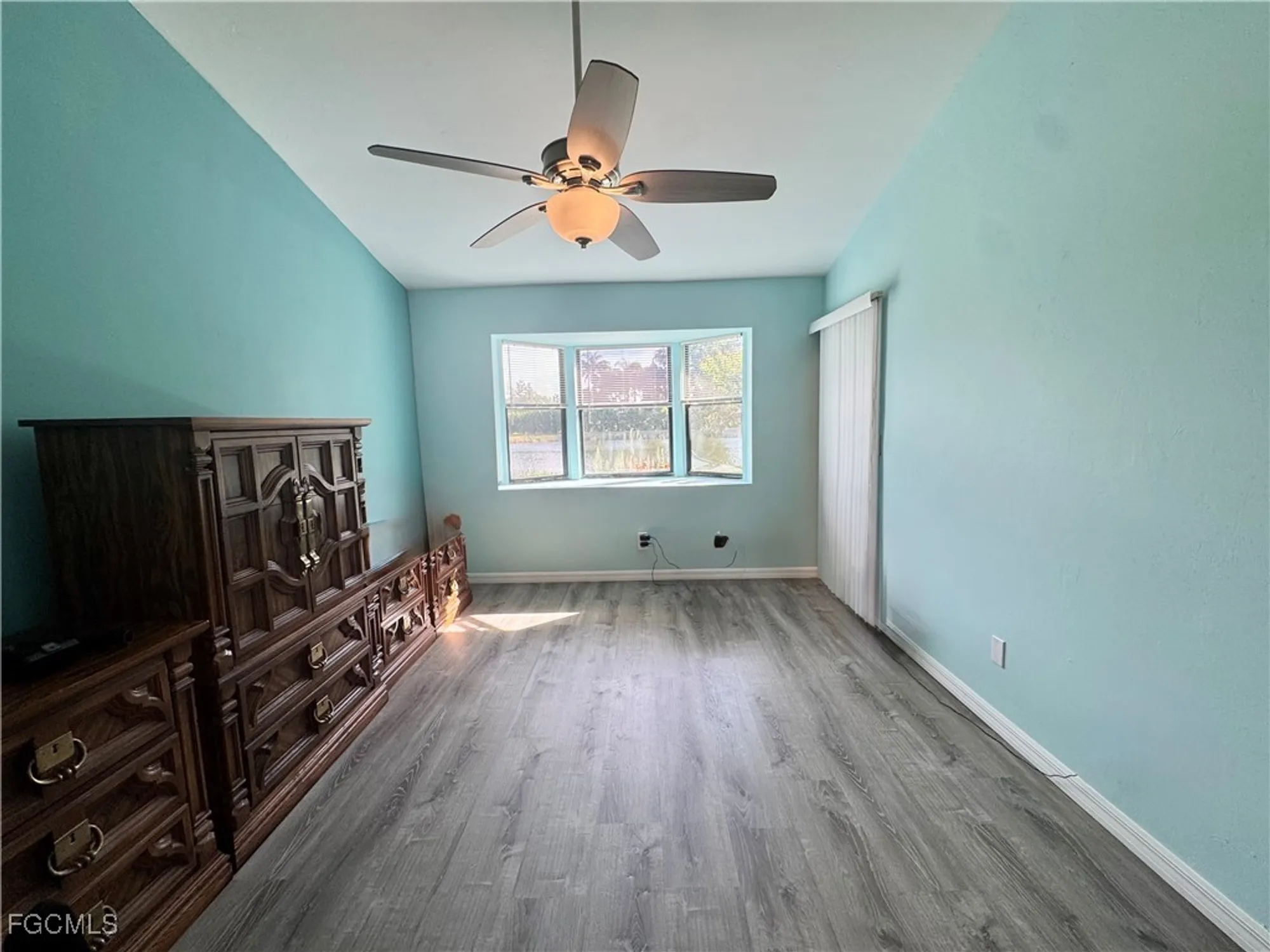 Property Slideshow image 19 of 38 | 13392 onion creek ct, Fort Myers, FL, 33912