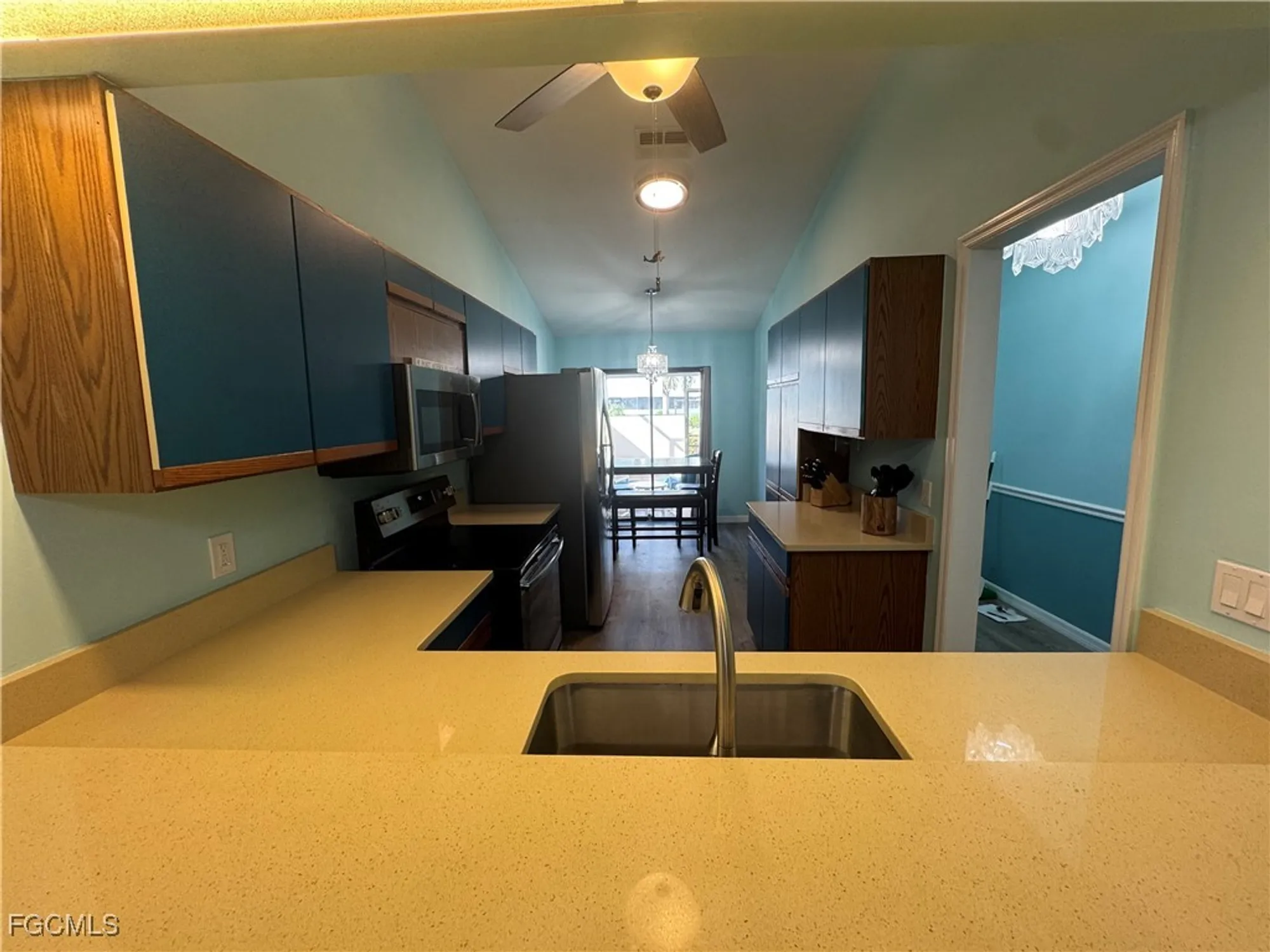 Property Slideshow image 12 of 38 | 13392 onion creek ct, Fort Myers, FL, 33912