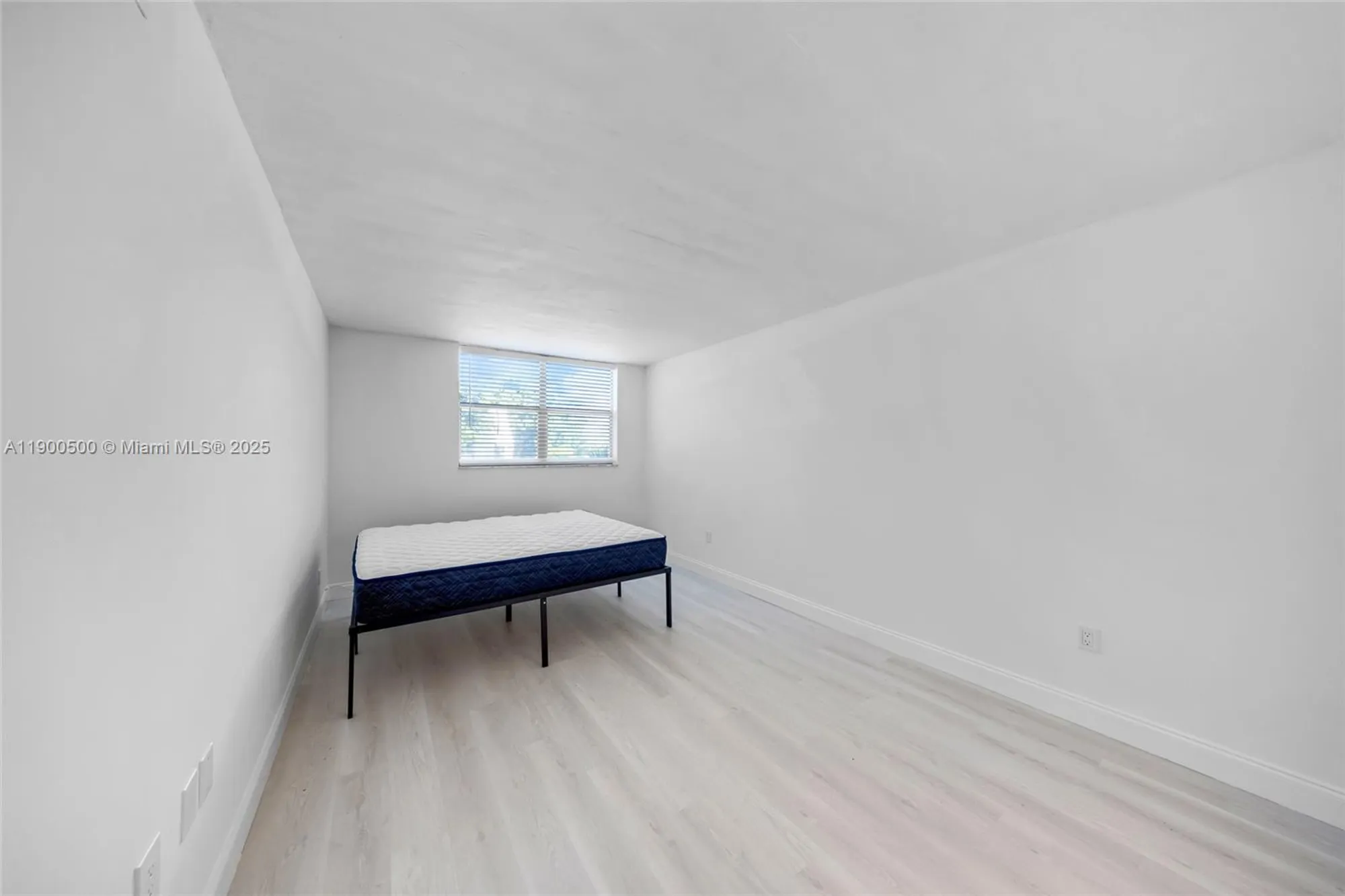 Property Slideshow image 18 of 25 | 9090 lime bay blvd apt 211, Tamarac, FL, 33321