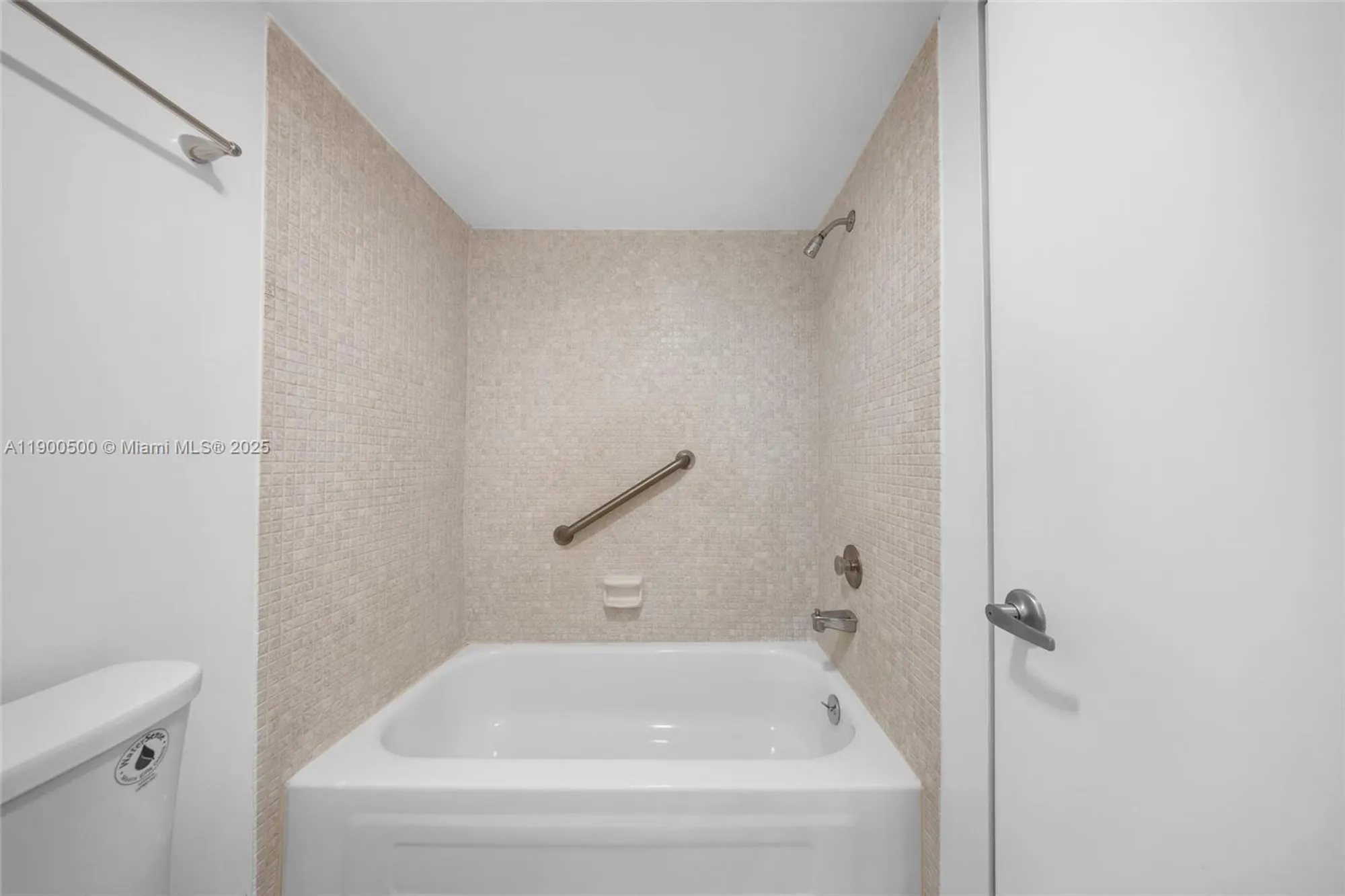 Property Slideshow image 22 of 25 | 9090 lime bay blvd apt 211, Tamarac, FL, 33321