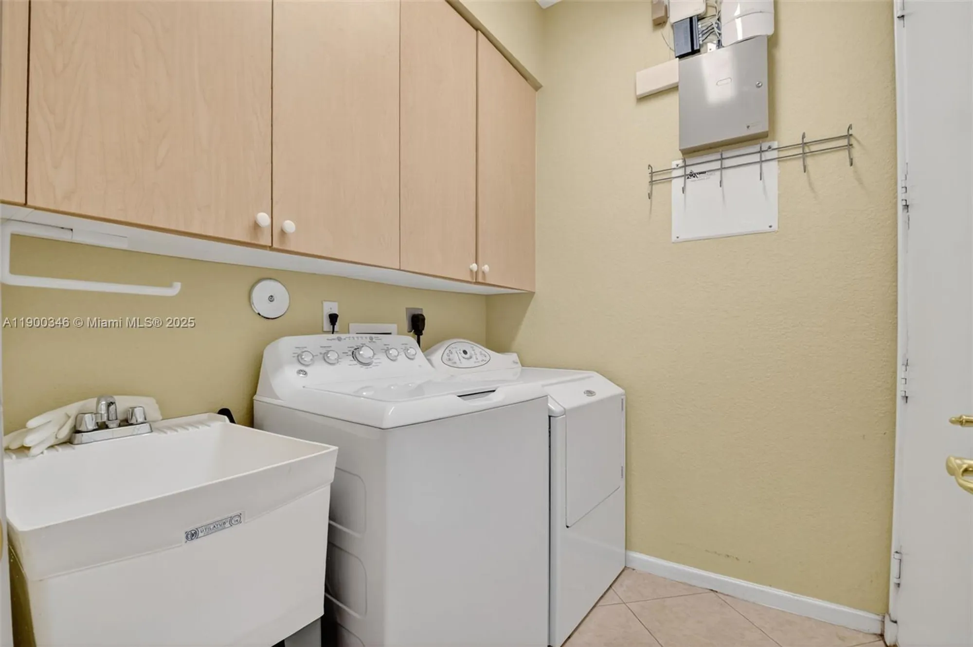 Property Slideshow image 42 of 86 | 7915 sundial harbor pt, Lake Worth, FL, 33467