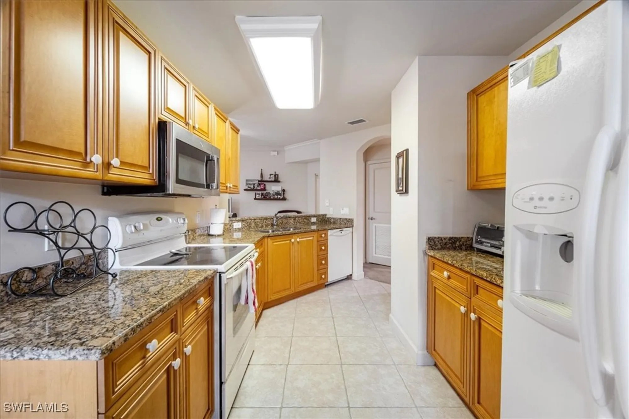 Property Slideshow image 10 of 44 | 20290 burnside pl 1101, Estero, FL, 33928