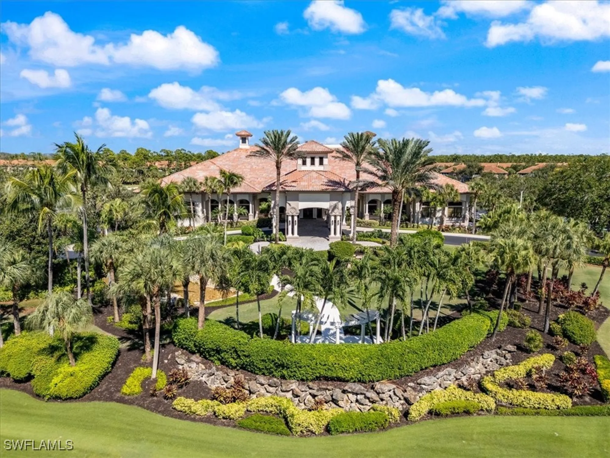 Property Slideshow image 32 of 44 | 20290 burnside pl 1101, Estero, FL, 33928