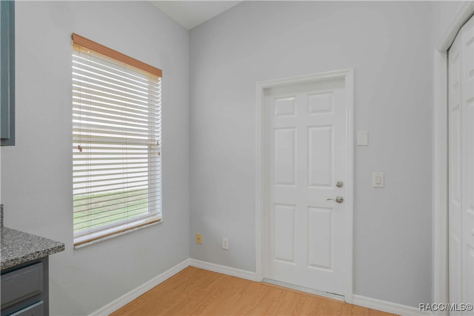 Property Slideshow image 14 of 45 | 1874 w angelica loop, Lecanto, FL, 34461