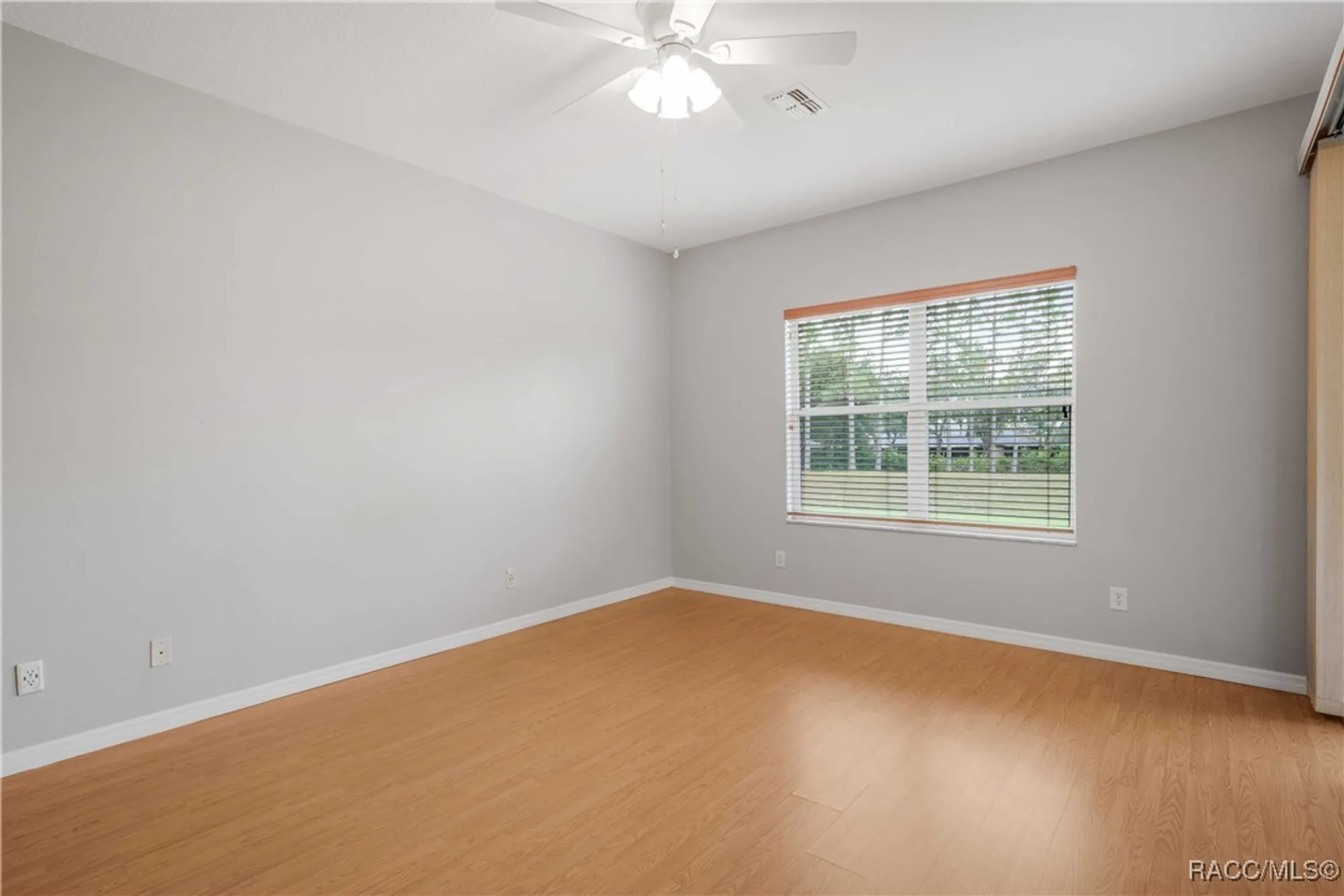 Property Slideshow image 16 of 45 | 1874 w angelica loop, Lecanto, FL, 34461