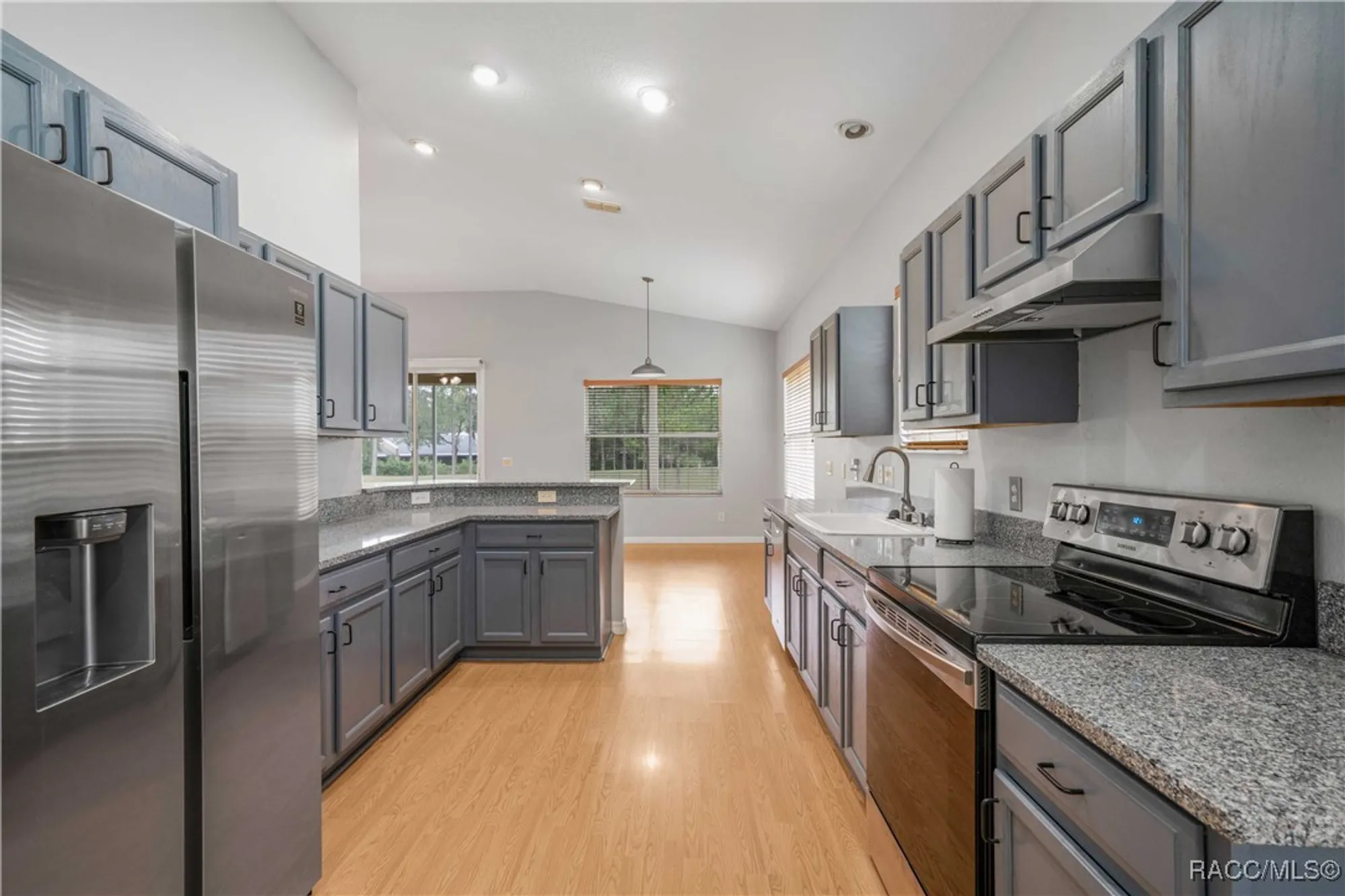 Property Slideshow image 13 of 45 | 1874 w angelica loop, Lecanto, FL, 34461